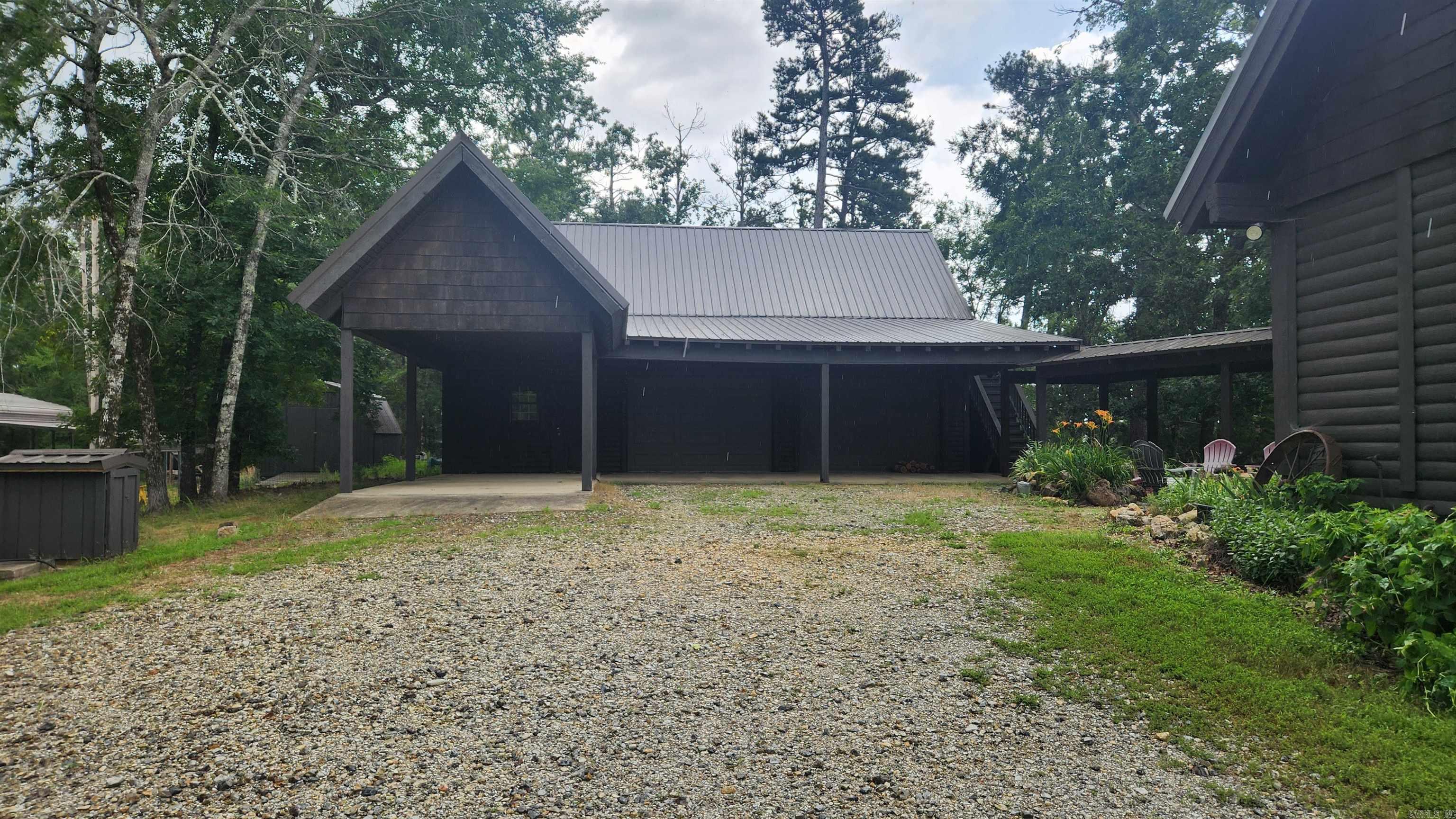 47 Chigger Hill  Story, AR