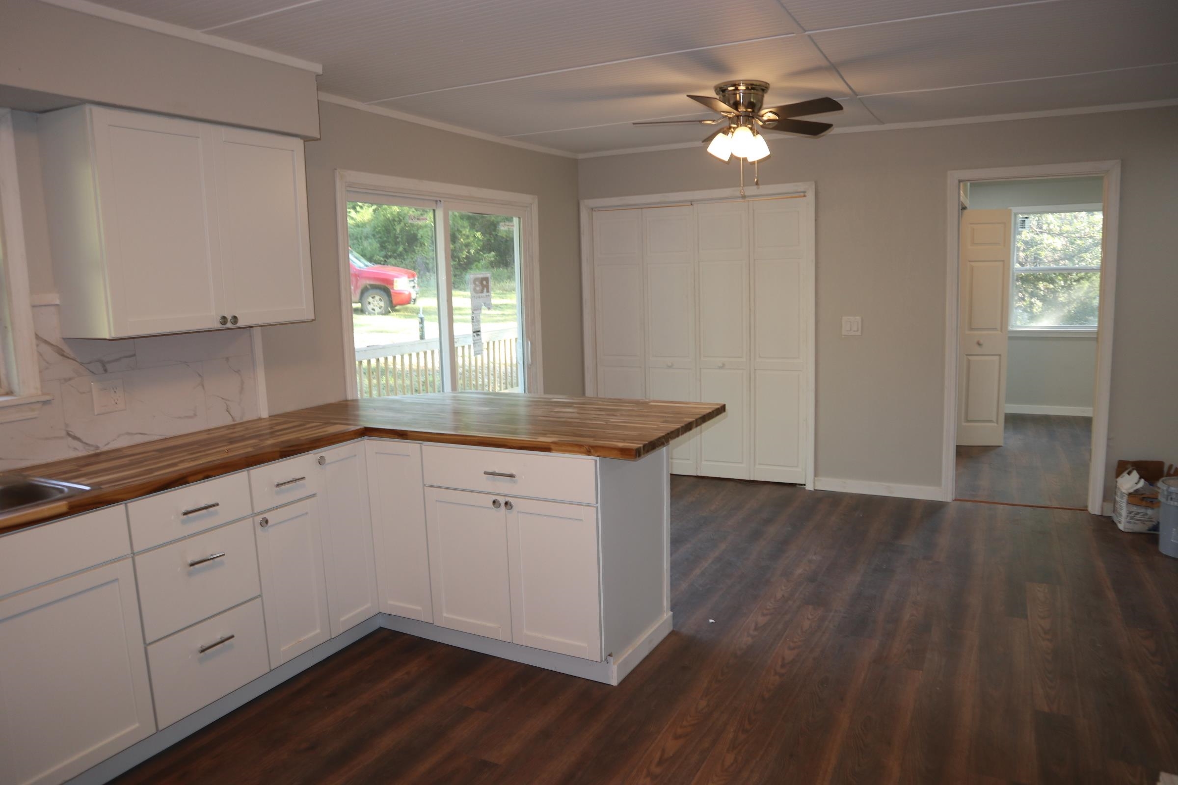 1512 W Cardinal Dr  Horseshoe Bend, AR