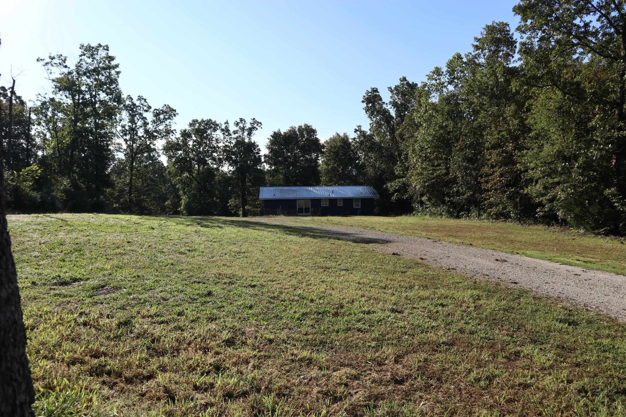 1512 W Cardinal Dr  Horseshoe Bend, AR