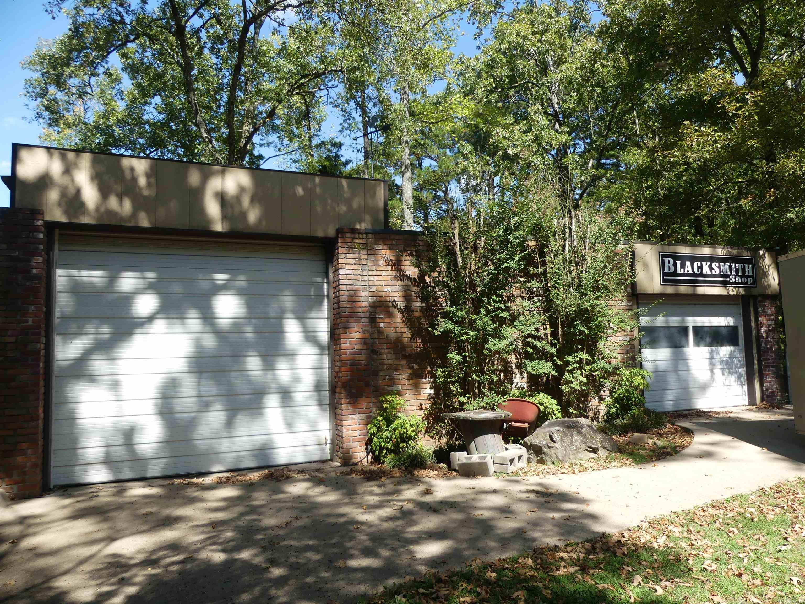 2205  Church  Mena, AR
