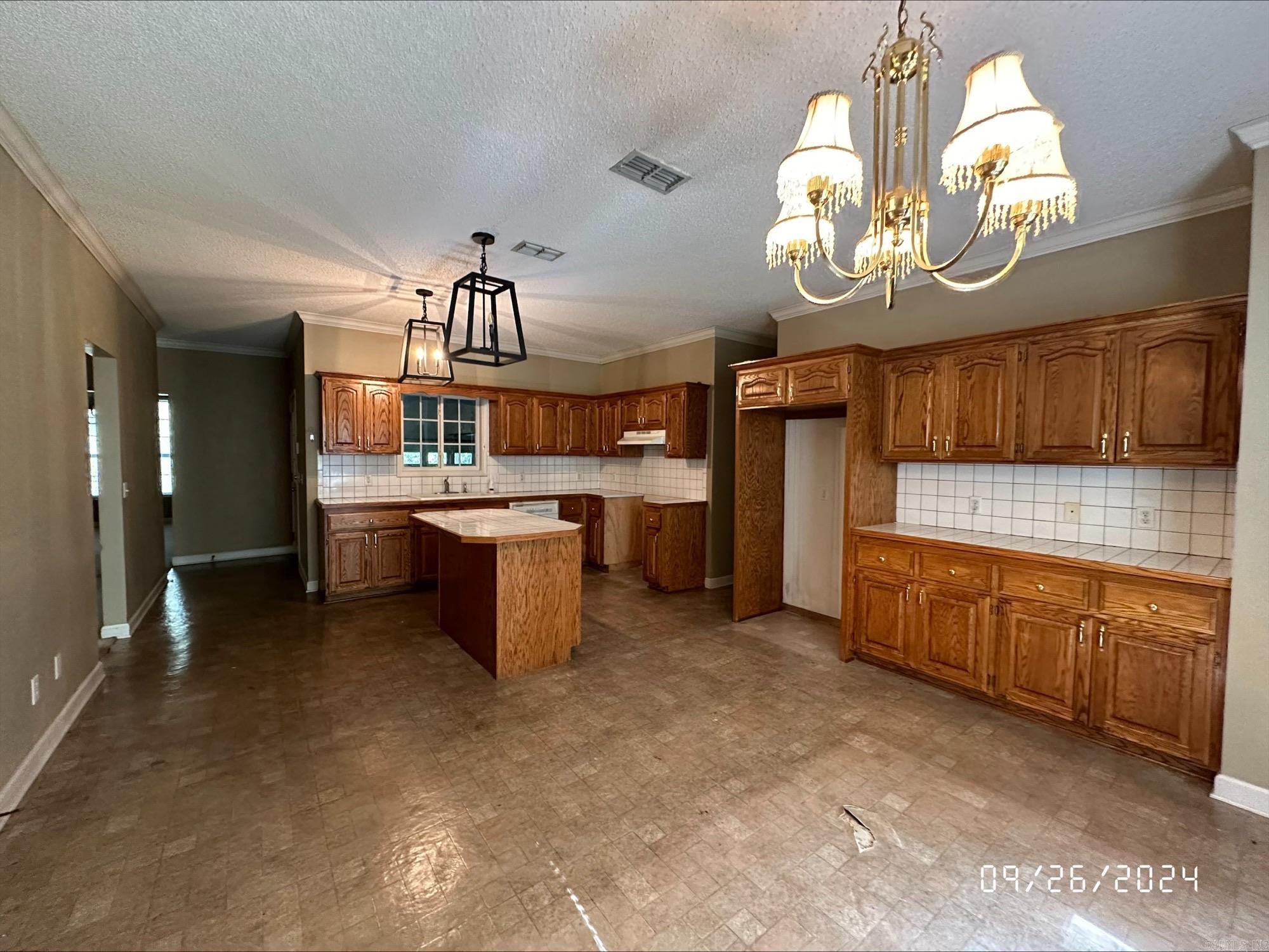 144  Timbebend  Crossett, AR