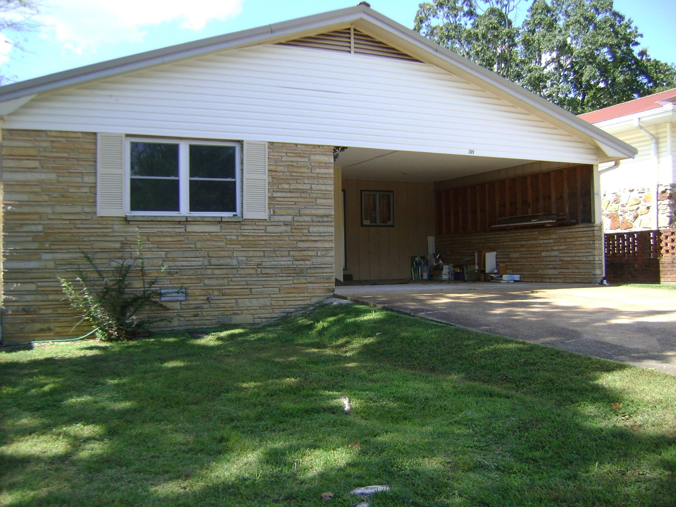 309  Parliament Drive  Horseshoe Bend, AR