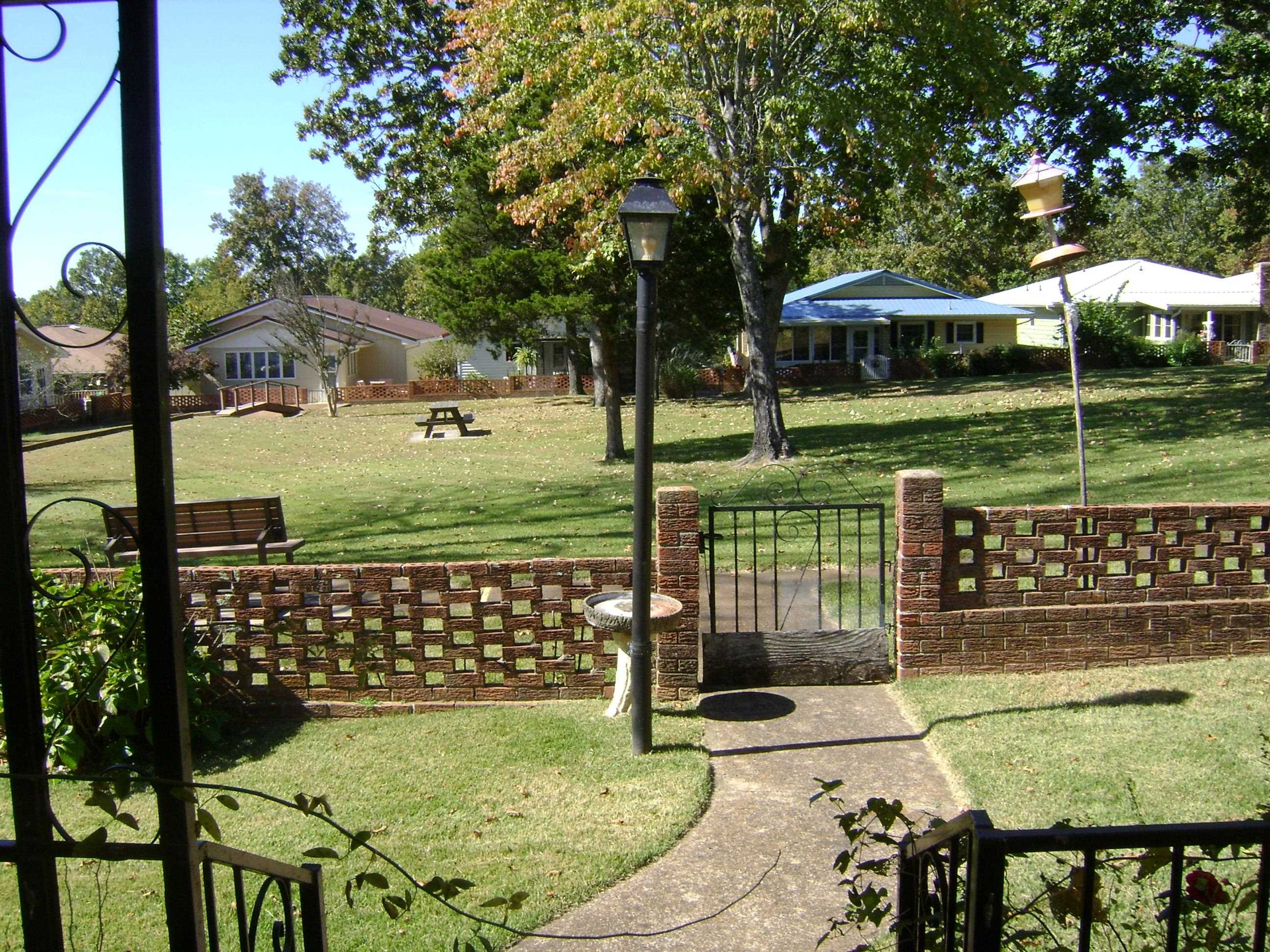 309  Parliament Drive  Horseshoe Bend, AR
