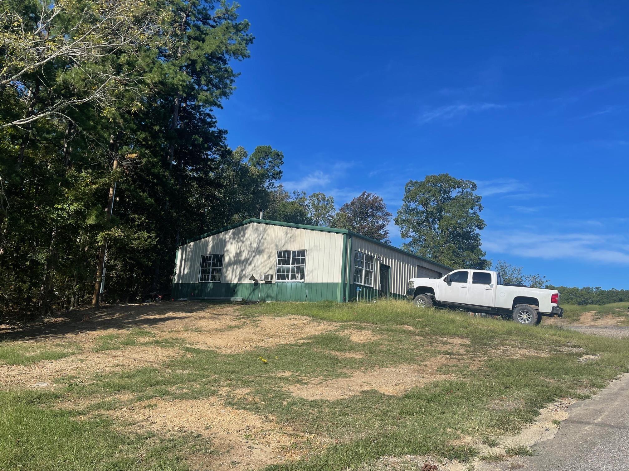 4004  HWY 71 S  Mena, AR