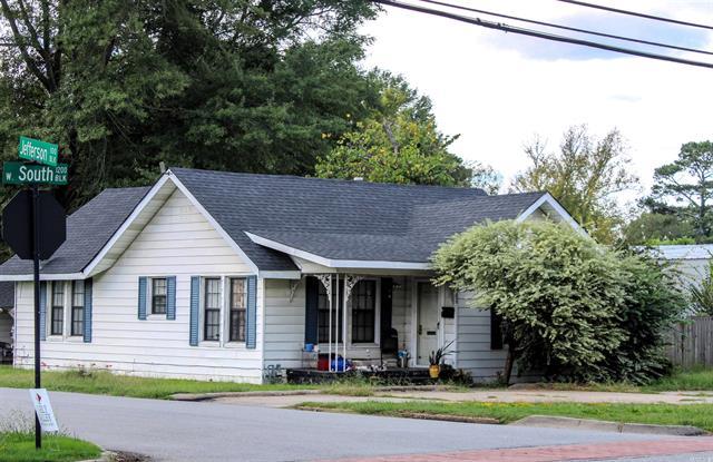 1200 W South  Benton, AR