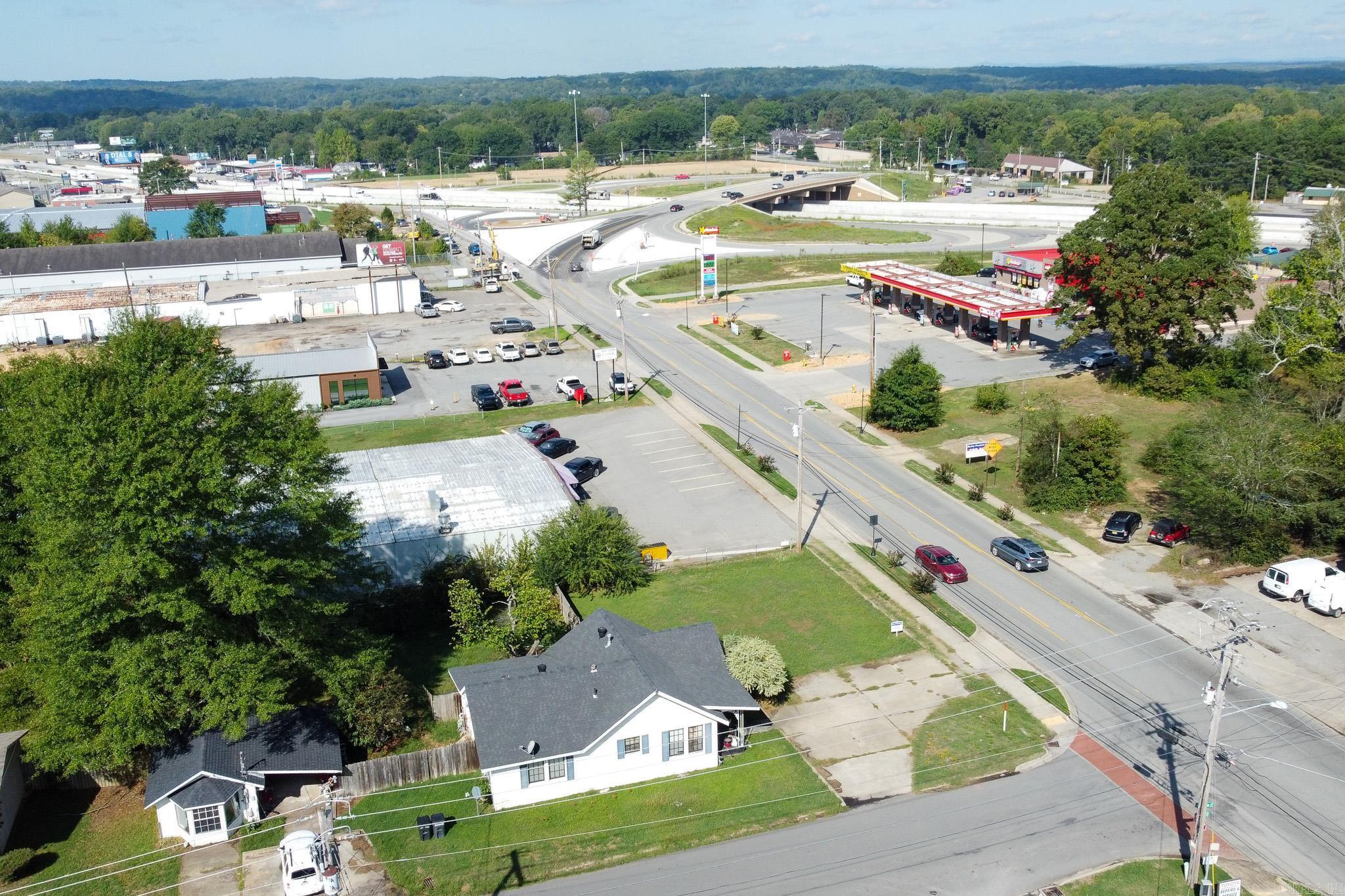 1200 W South  Benton, AR