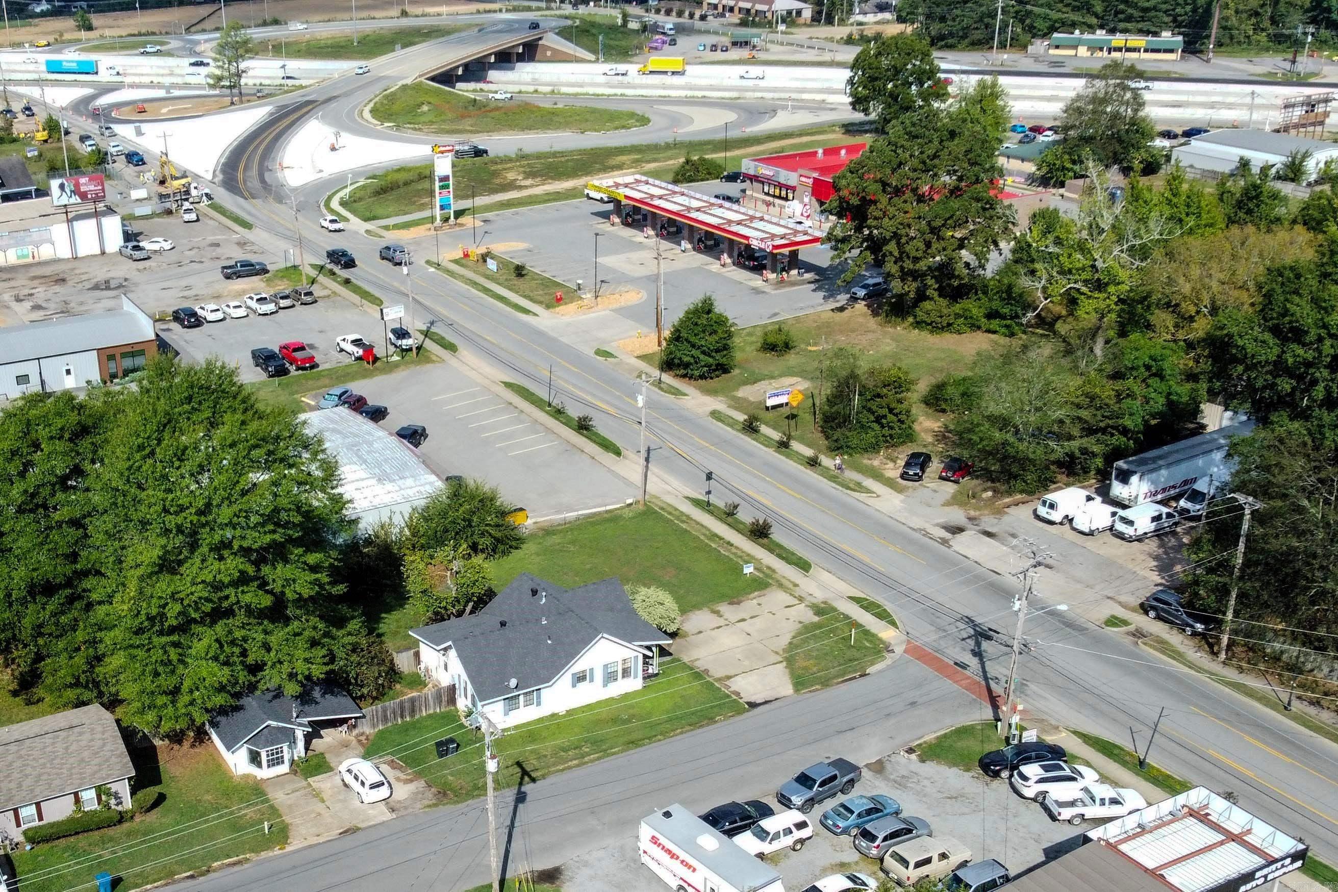 1200 W South  Benton, AR