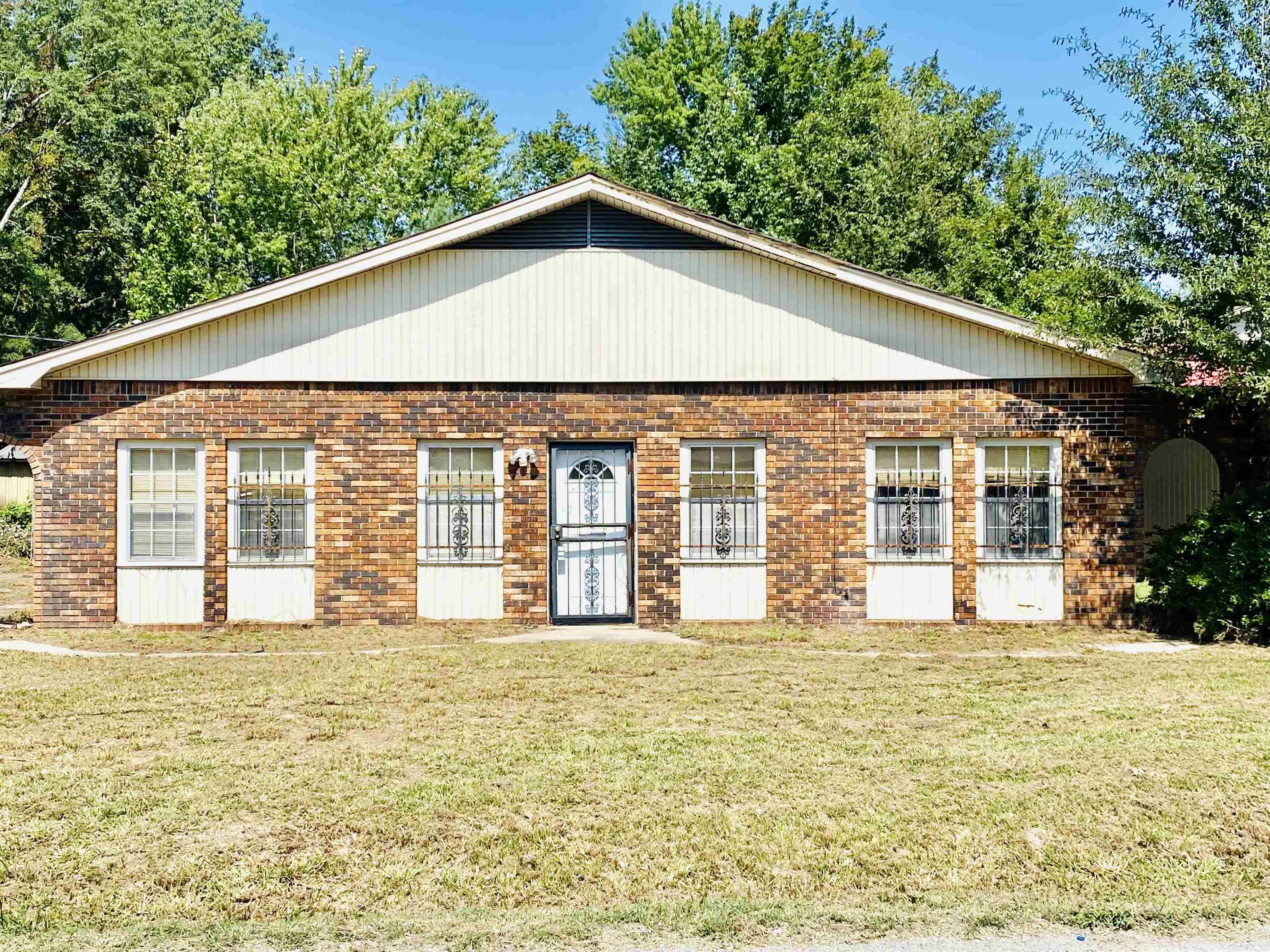3031  Miramar dr  Pine Bluff, AR