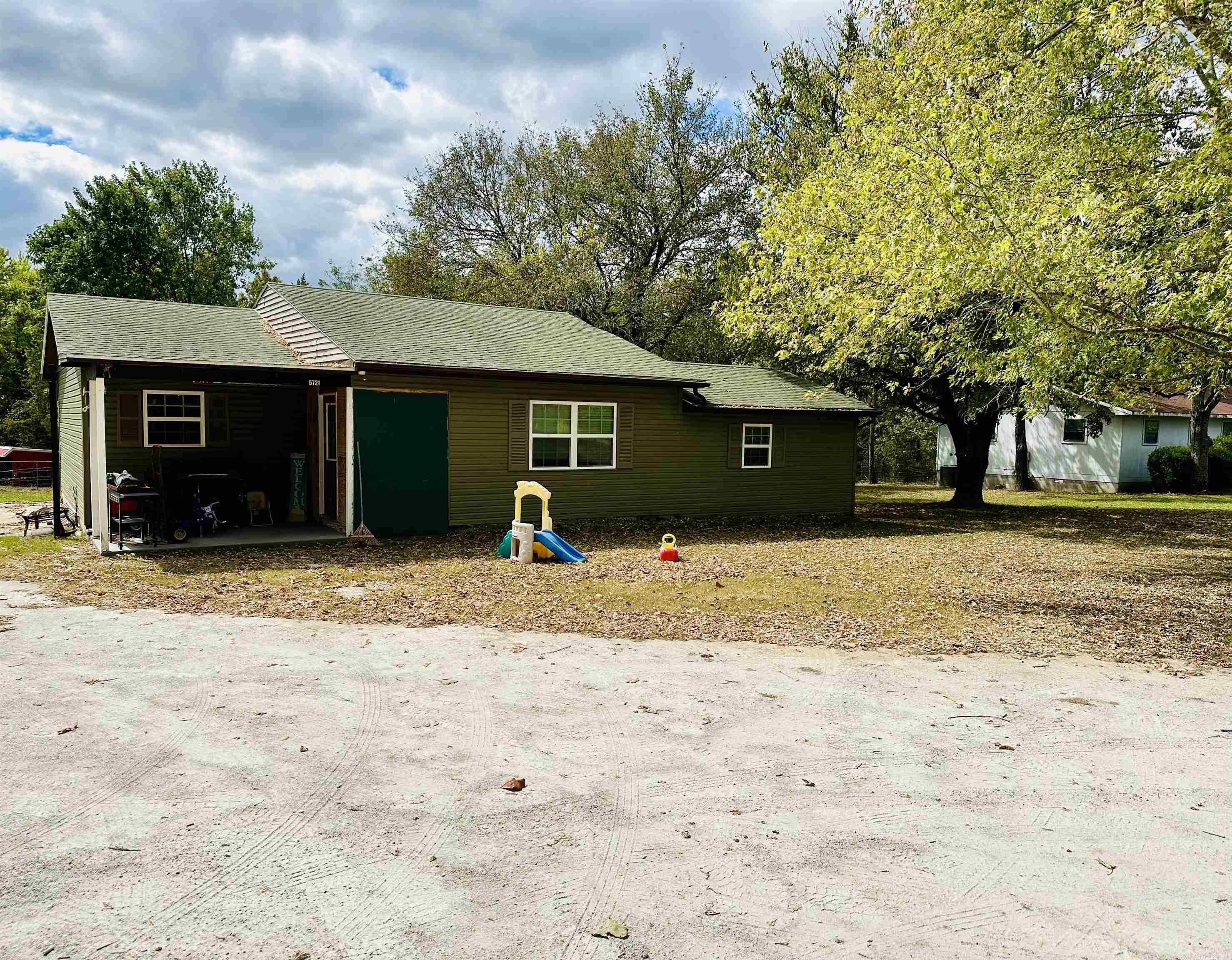 5721 Estes Road Harrison, AR 72601