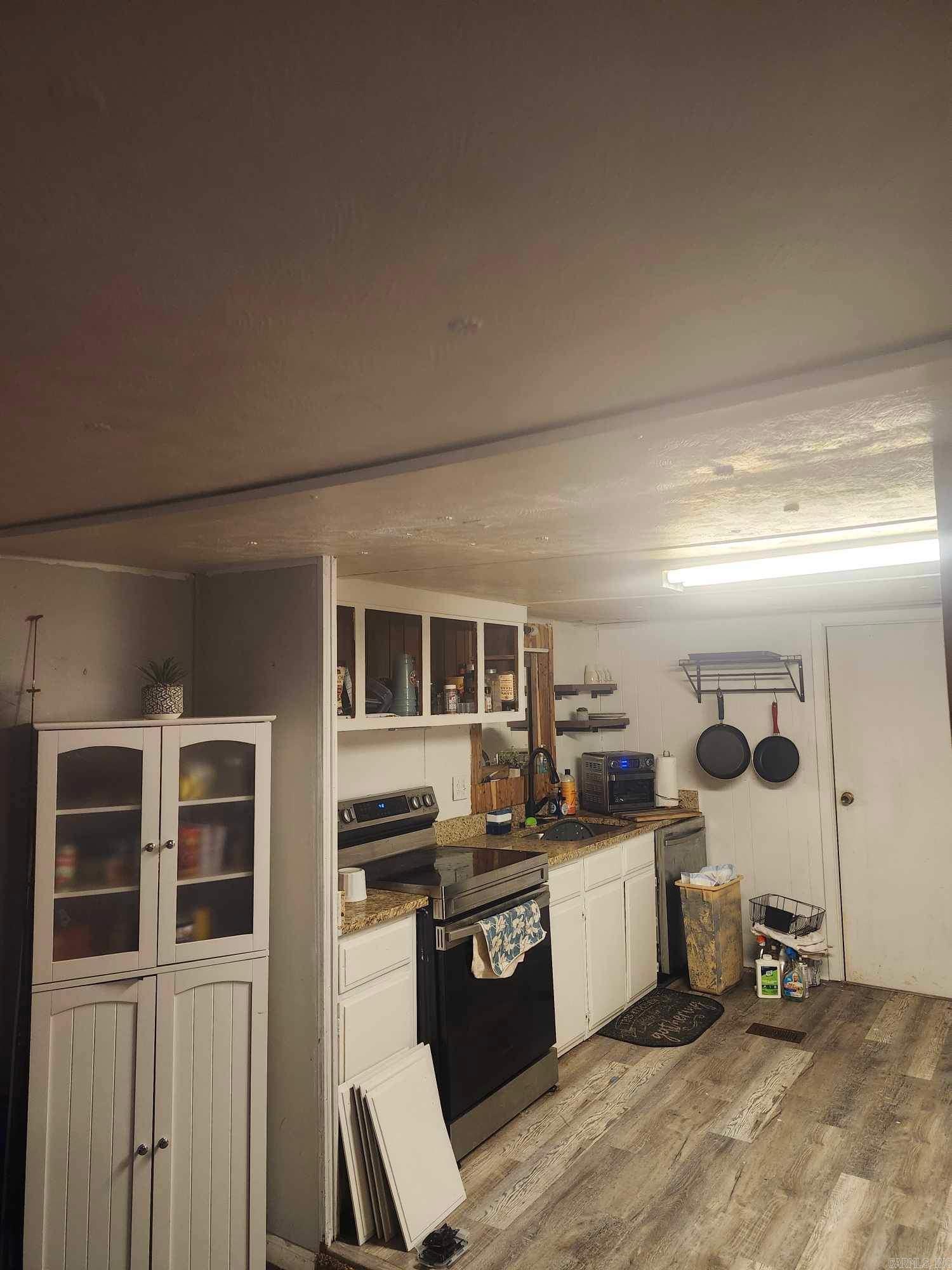 424  Lakeshore  Greers Ferry, AR