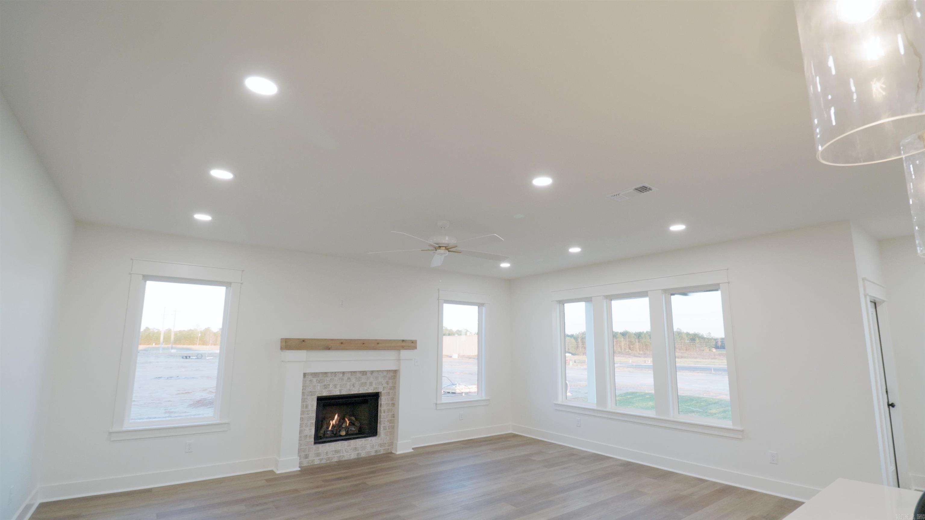 21041 Kinsley Lane Hensley, AR 72065
