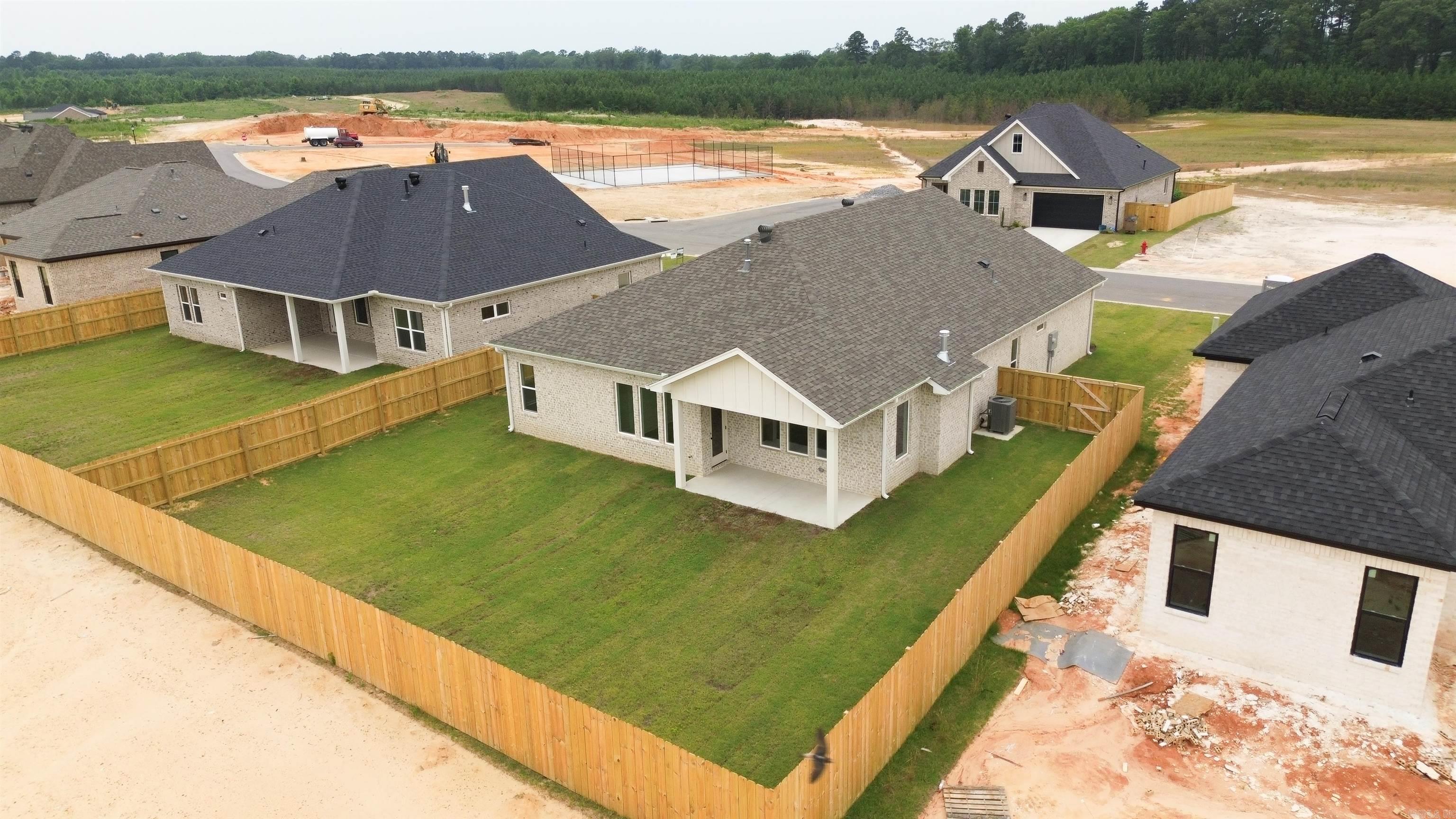 21041 Kinsley  Hensley, AR