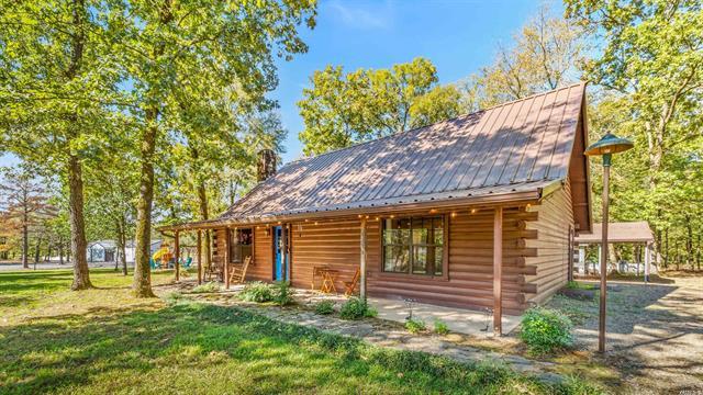 313  Post Oak  Hochatown, OK