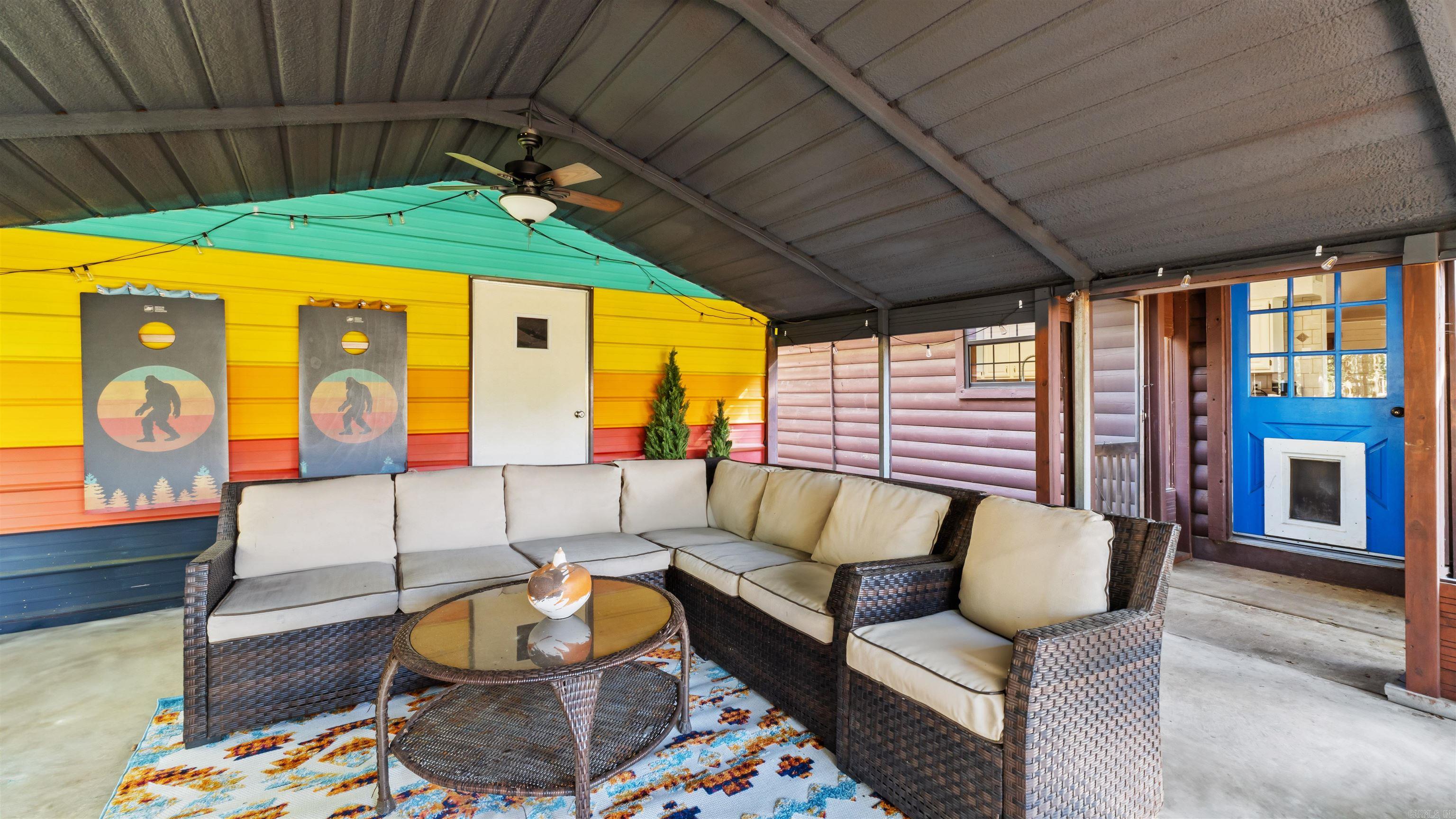 313  Post Oak  Hochatown, OK