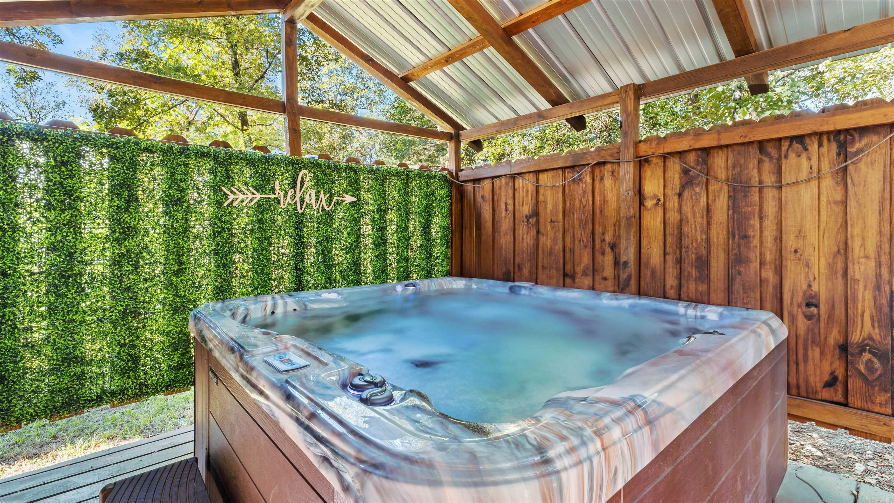 313  Post Oak  Hochatown, OK