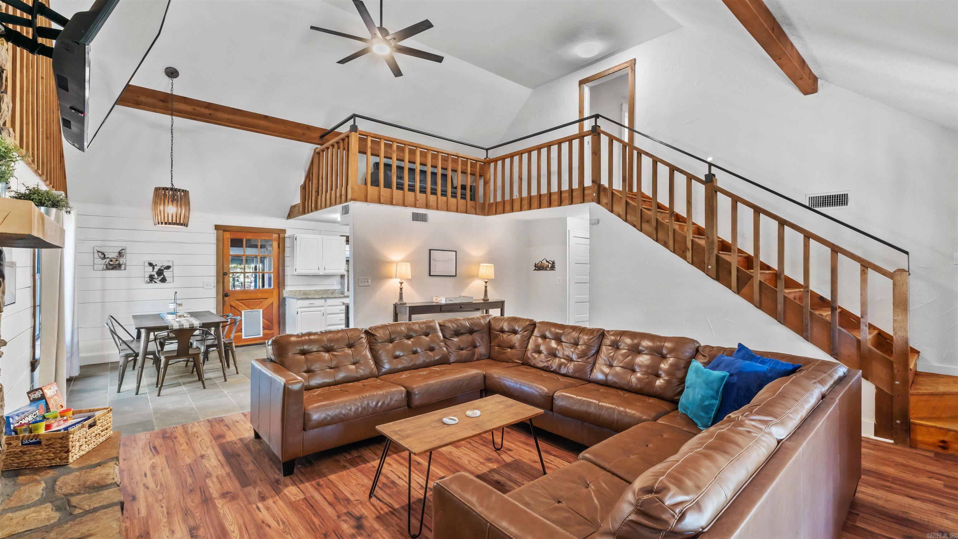 313  Post Oak  Hochatown, OK