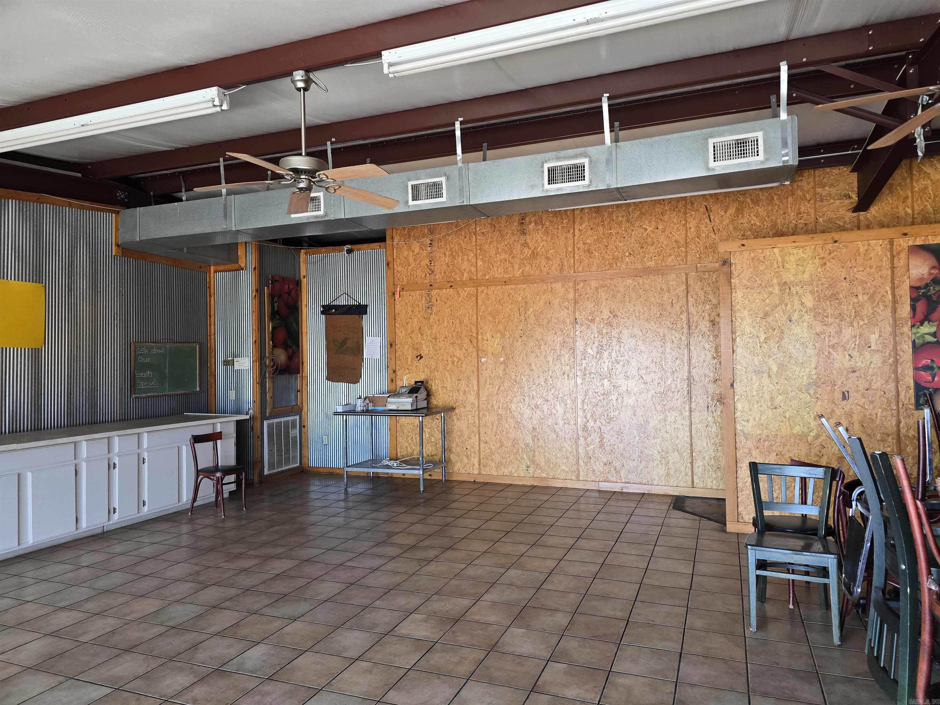 16508 S Hwy 65  Damascus, AR