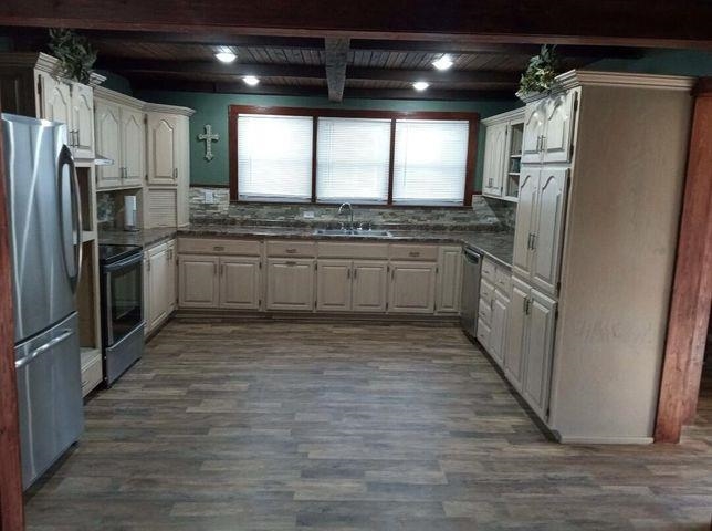 216 N 4th  Thayer, MO