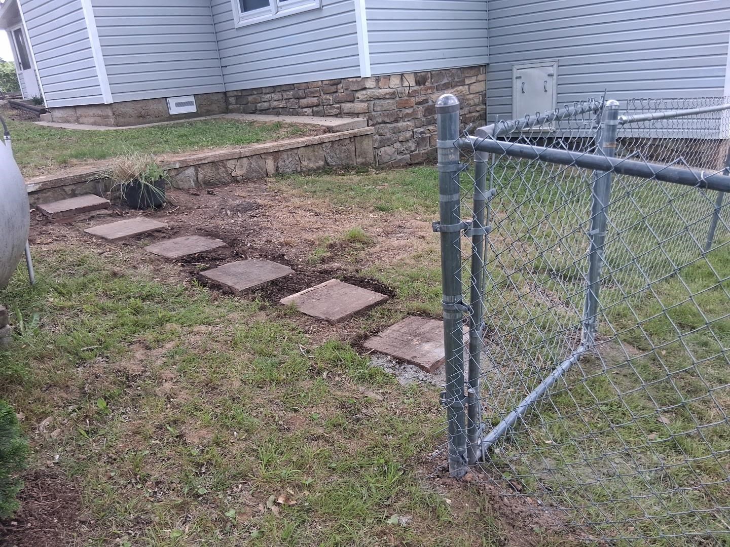 216 N 4th  Thayer, MO