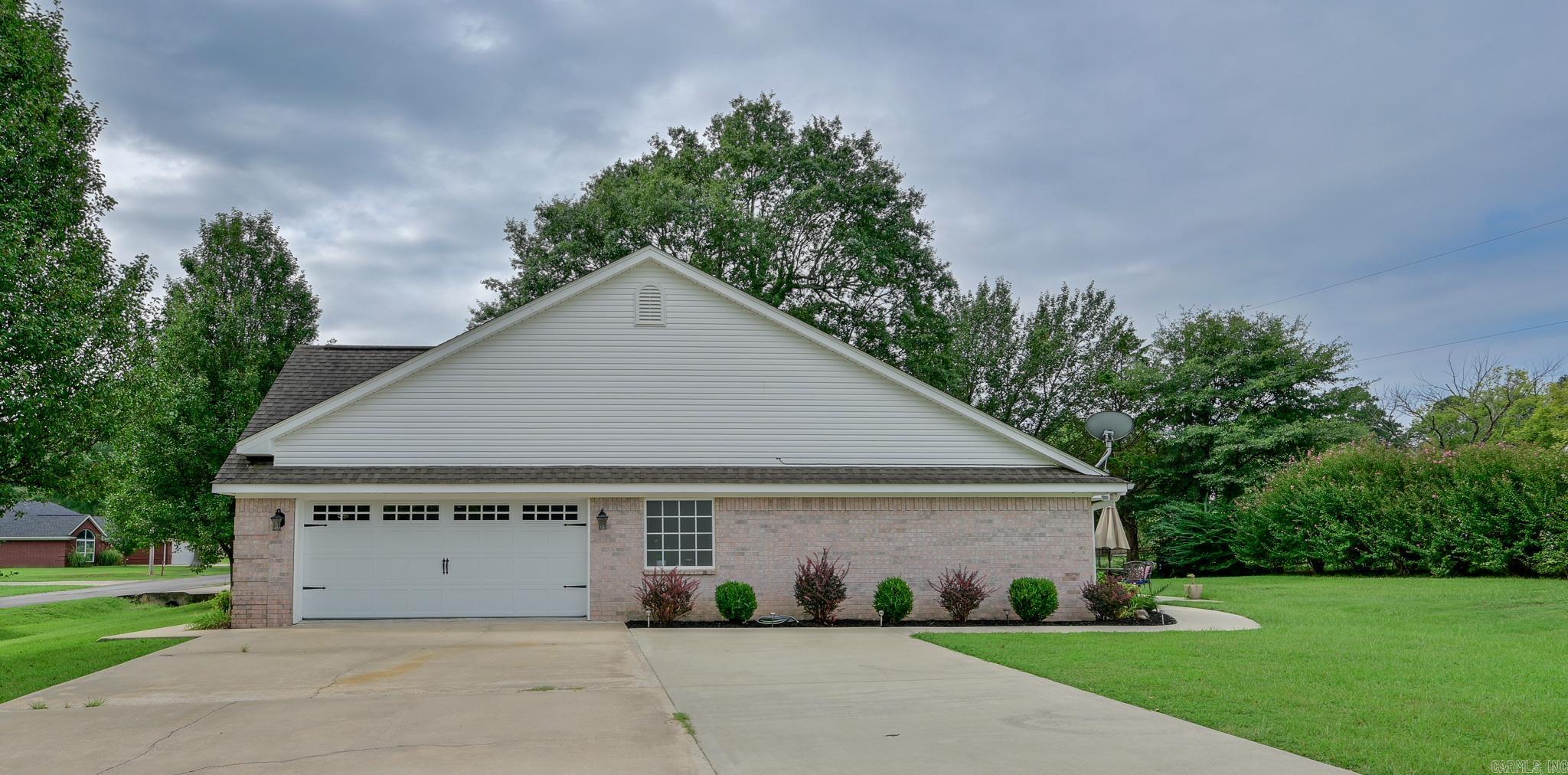 2501  Michelle Drive  Mena, AR