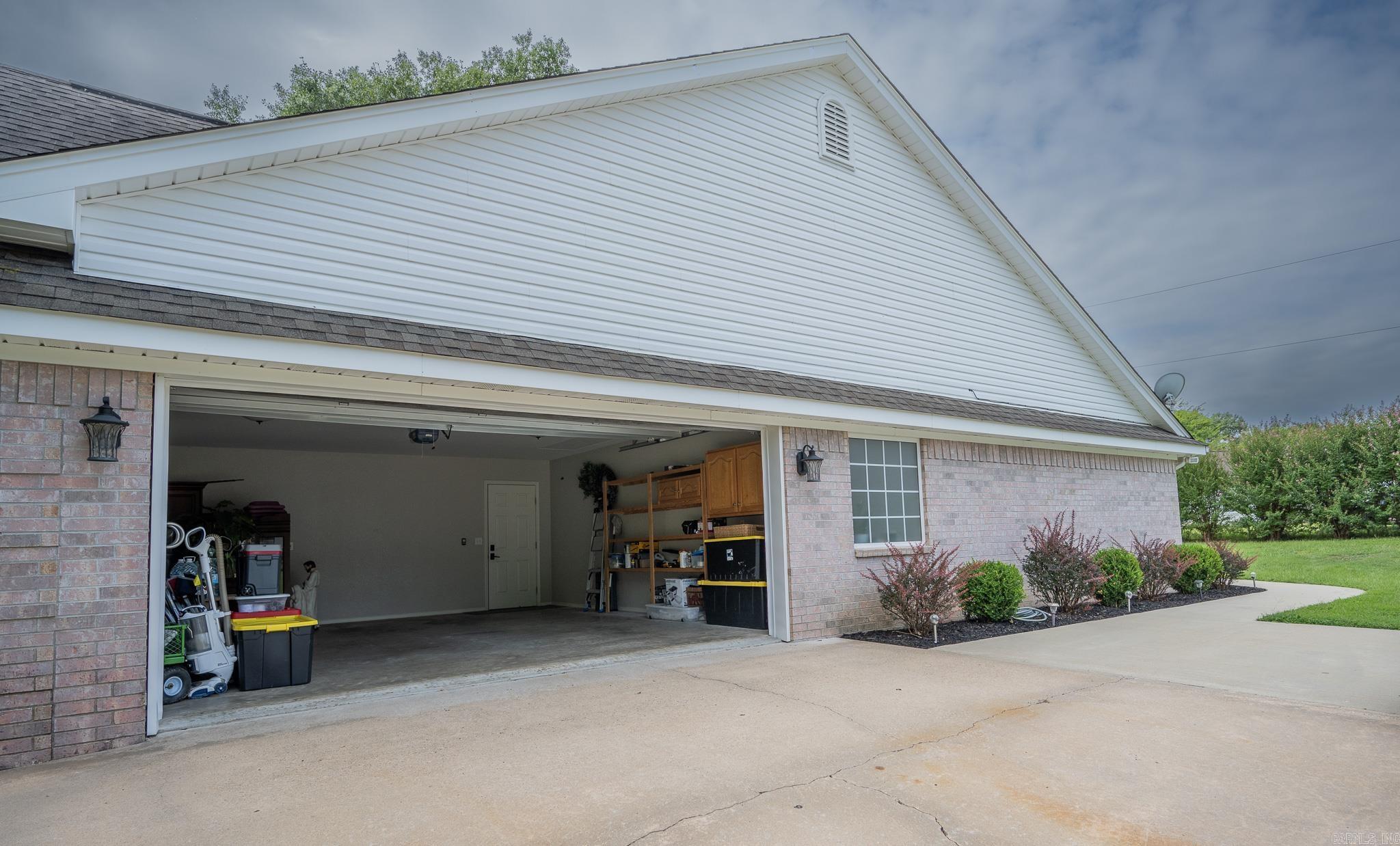 2501  Michelle Drive  Mena, AR