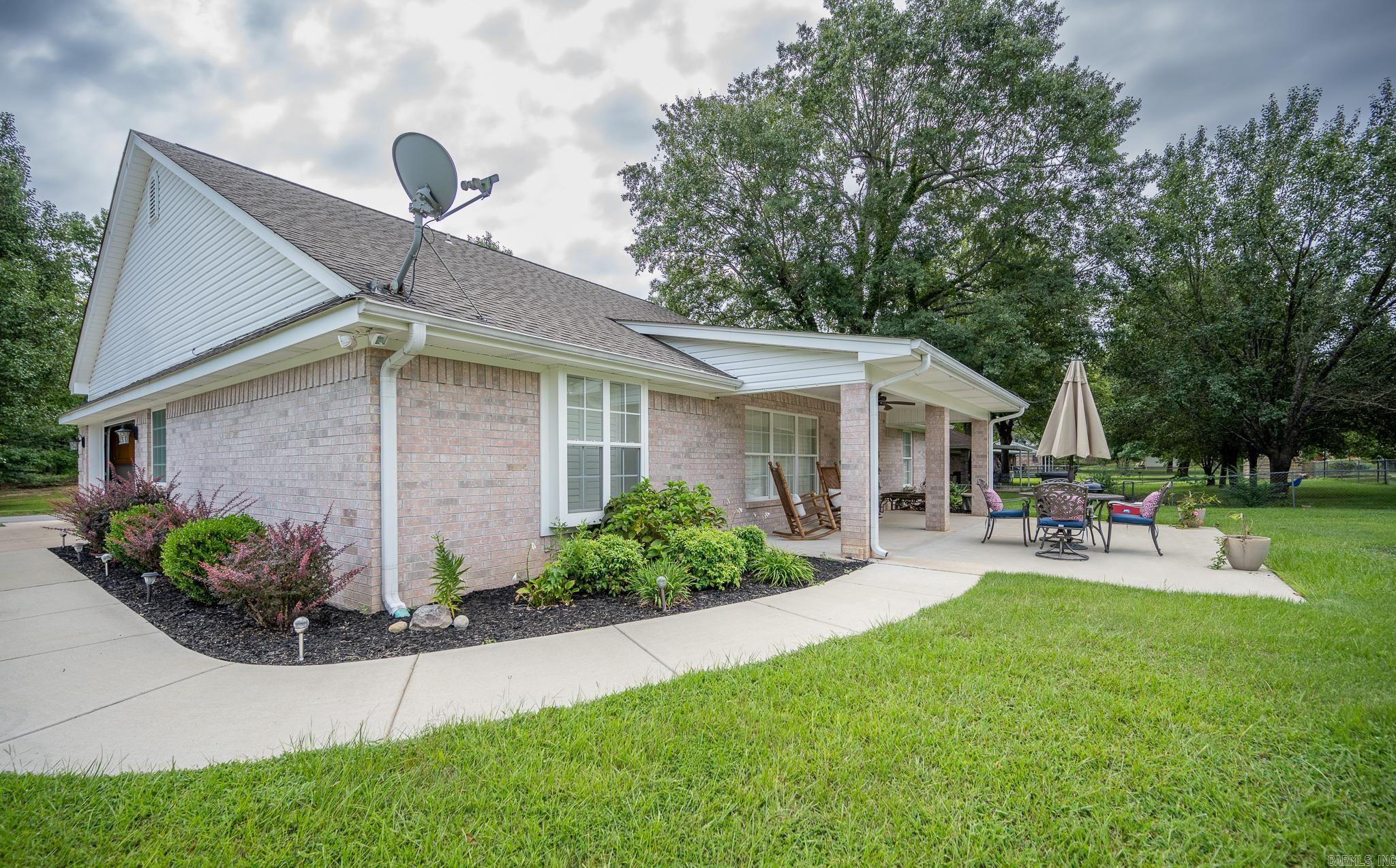 2501  Michelle Drive  Mena, AR