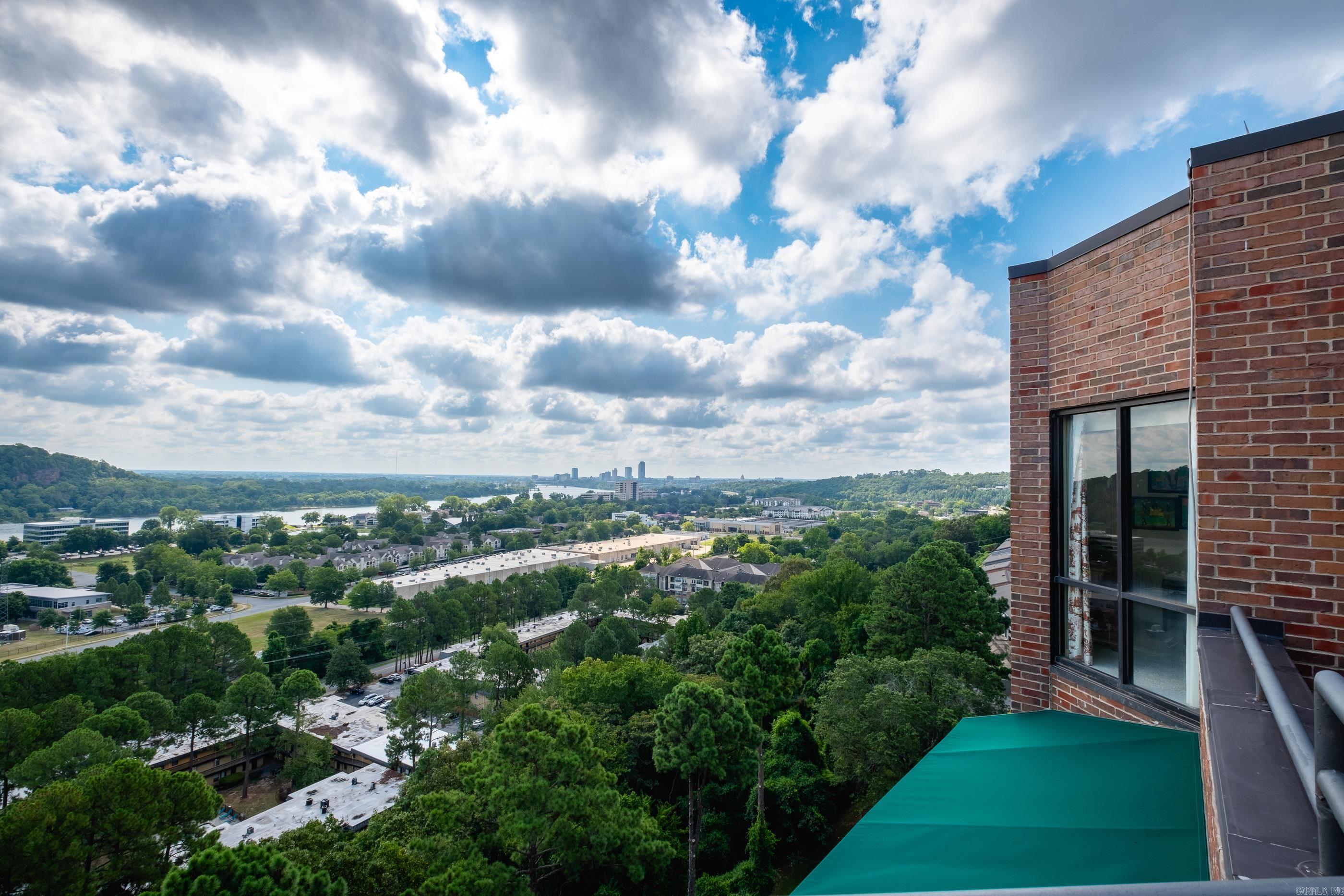 1  Treetops #1101 & 1103  Little Rock, AR