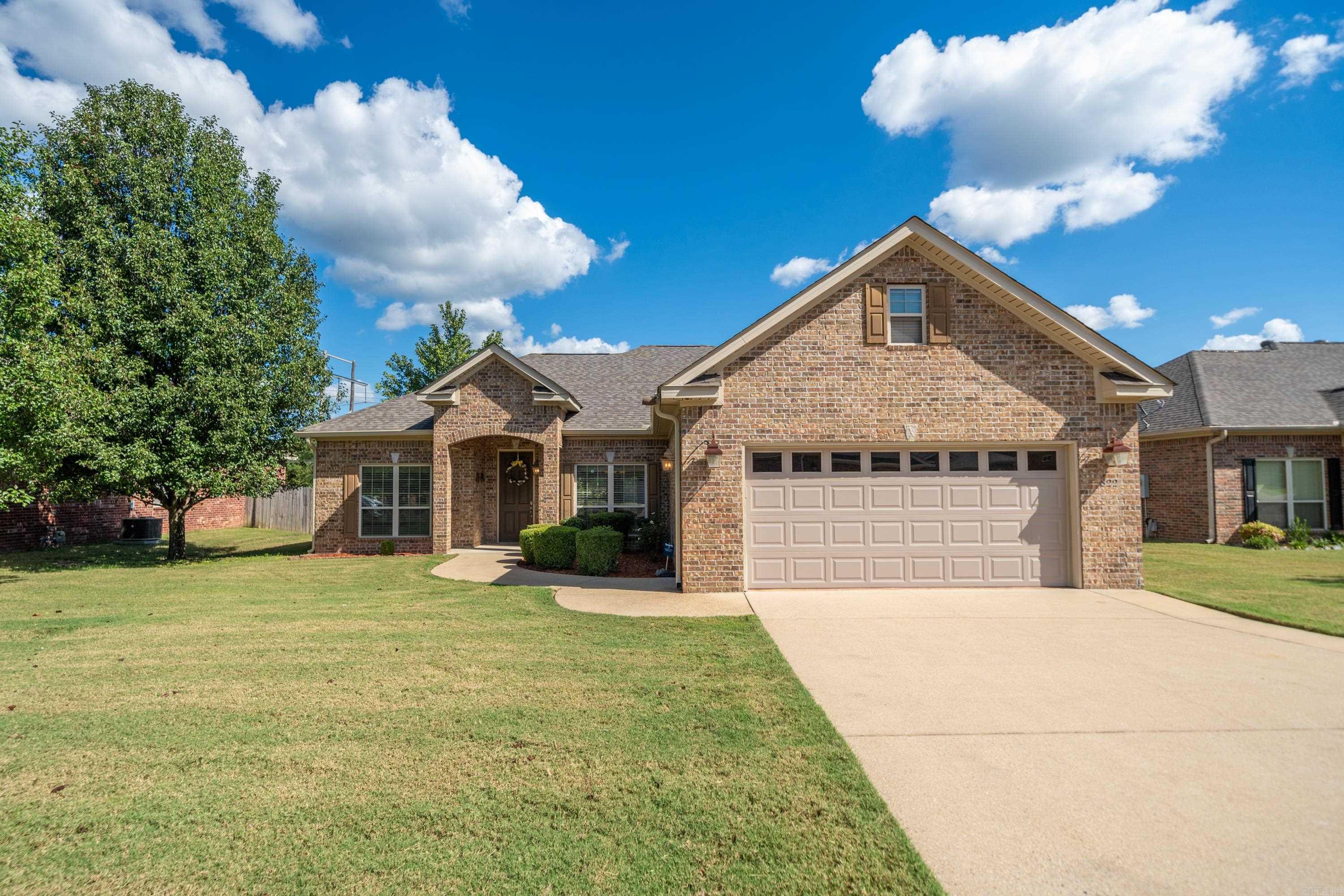 322  Willowbend  Hot Springs, AR