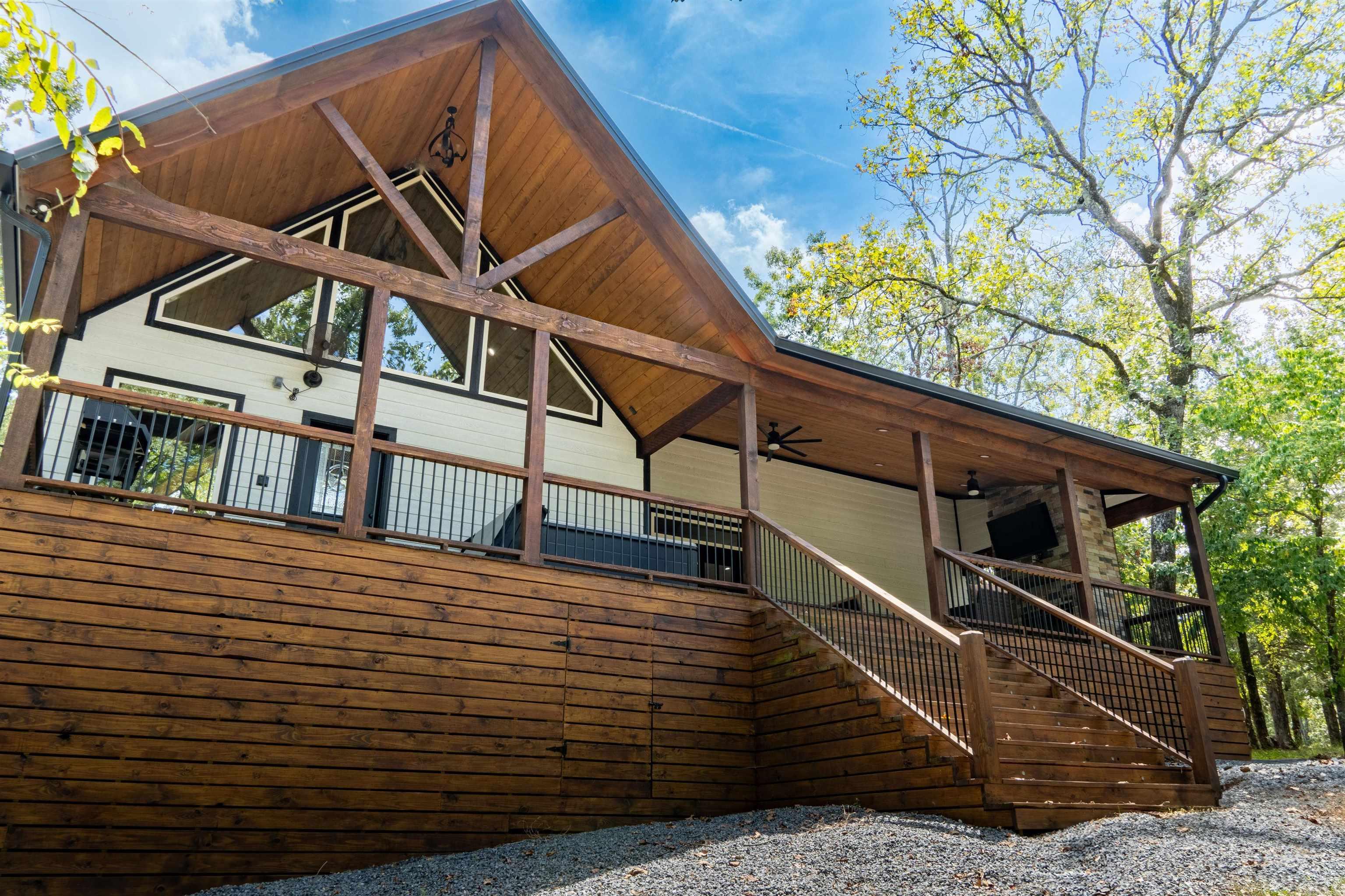 862  Hickory Post  Hochatown, OK