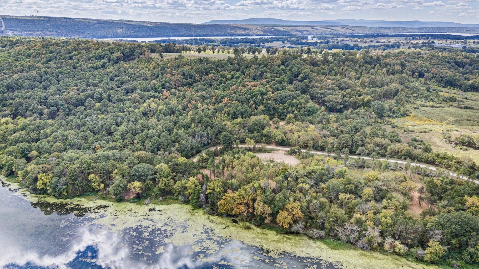 000  Old HWY 64  Knoxville, AR