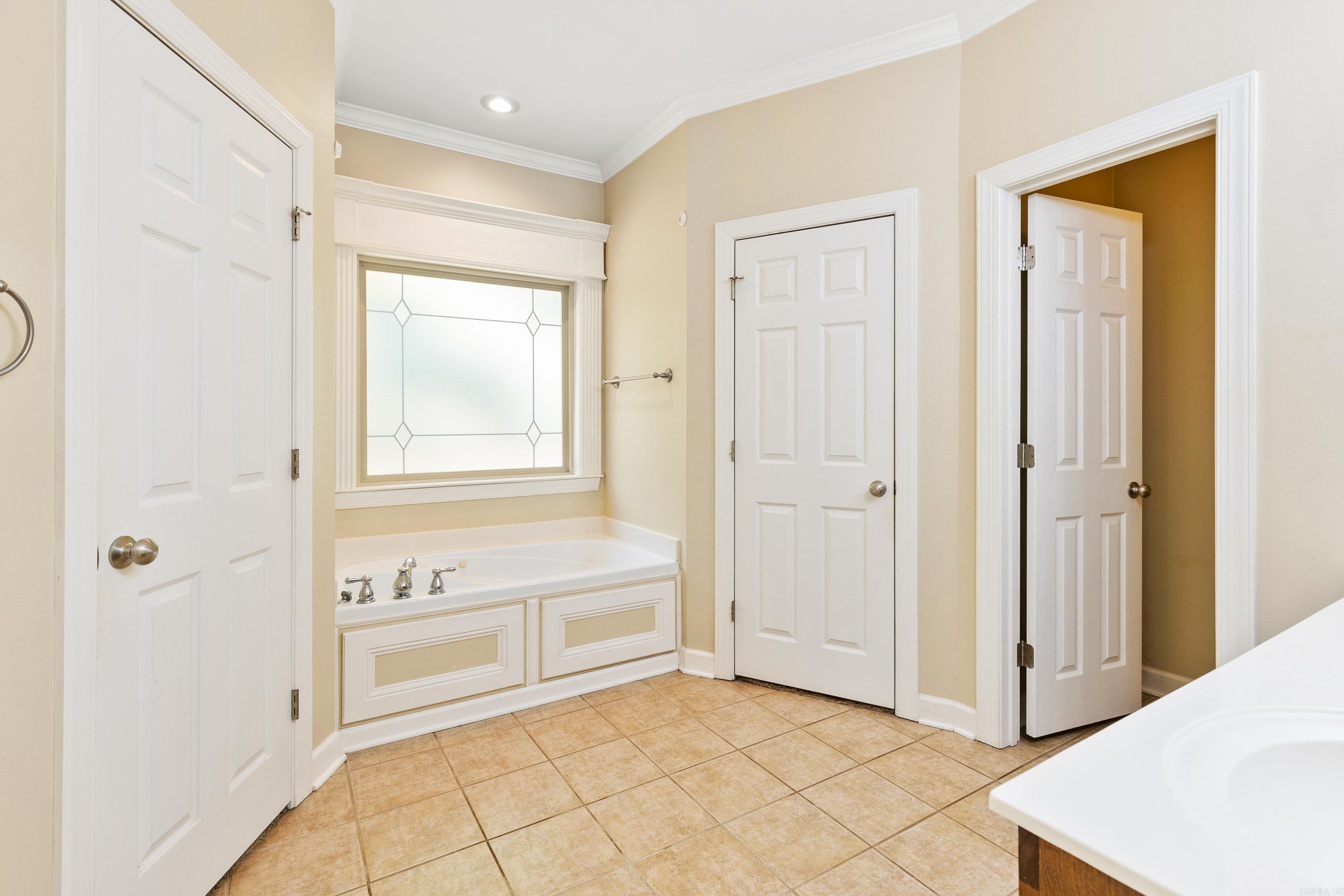 5712  Heritage Heights  Benton, AR