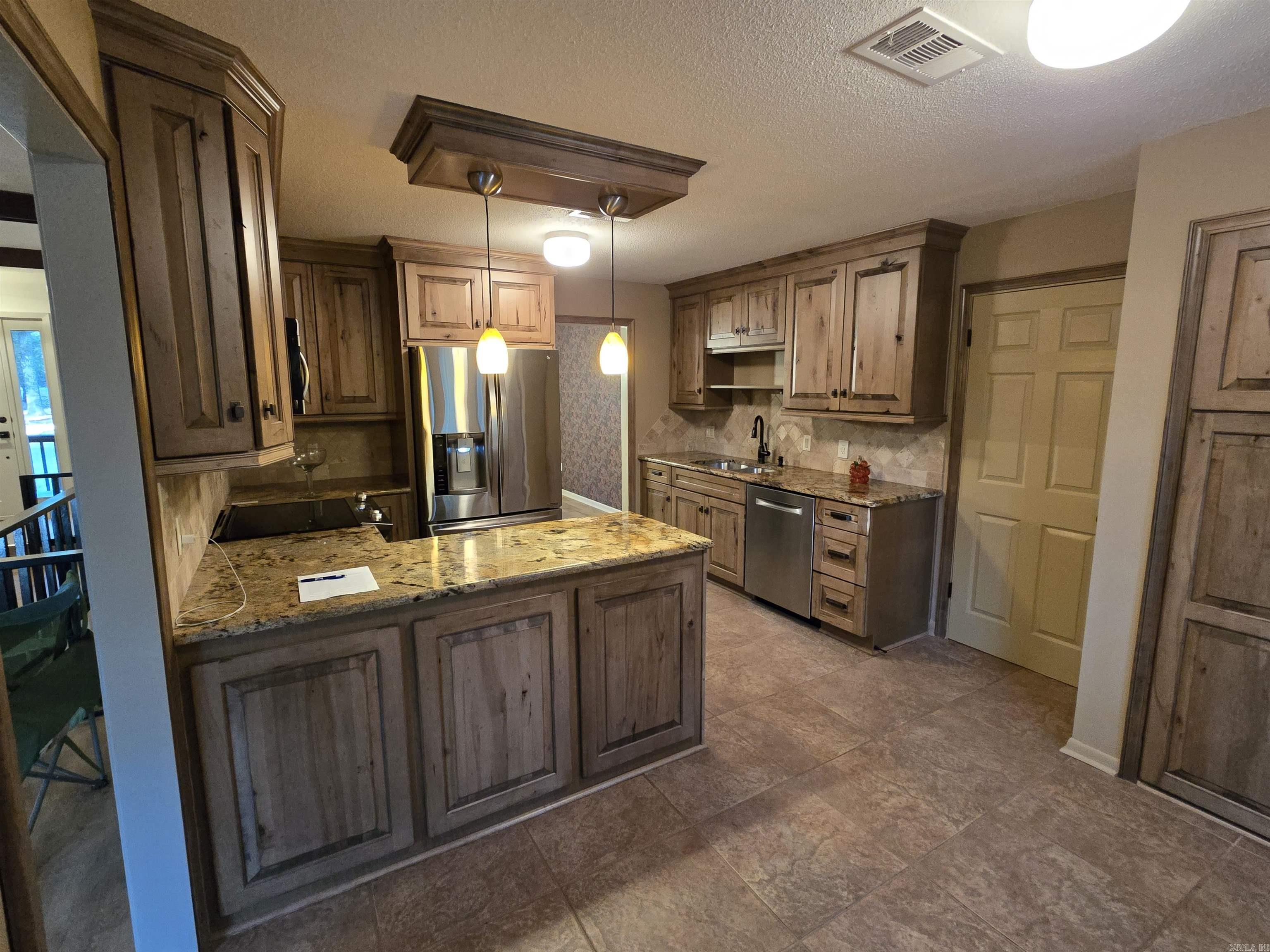 165  Sunset Country Lane  Lonoke, AR