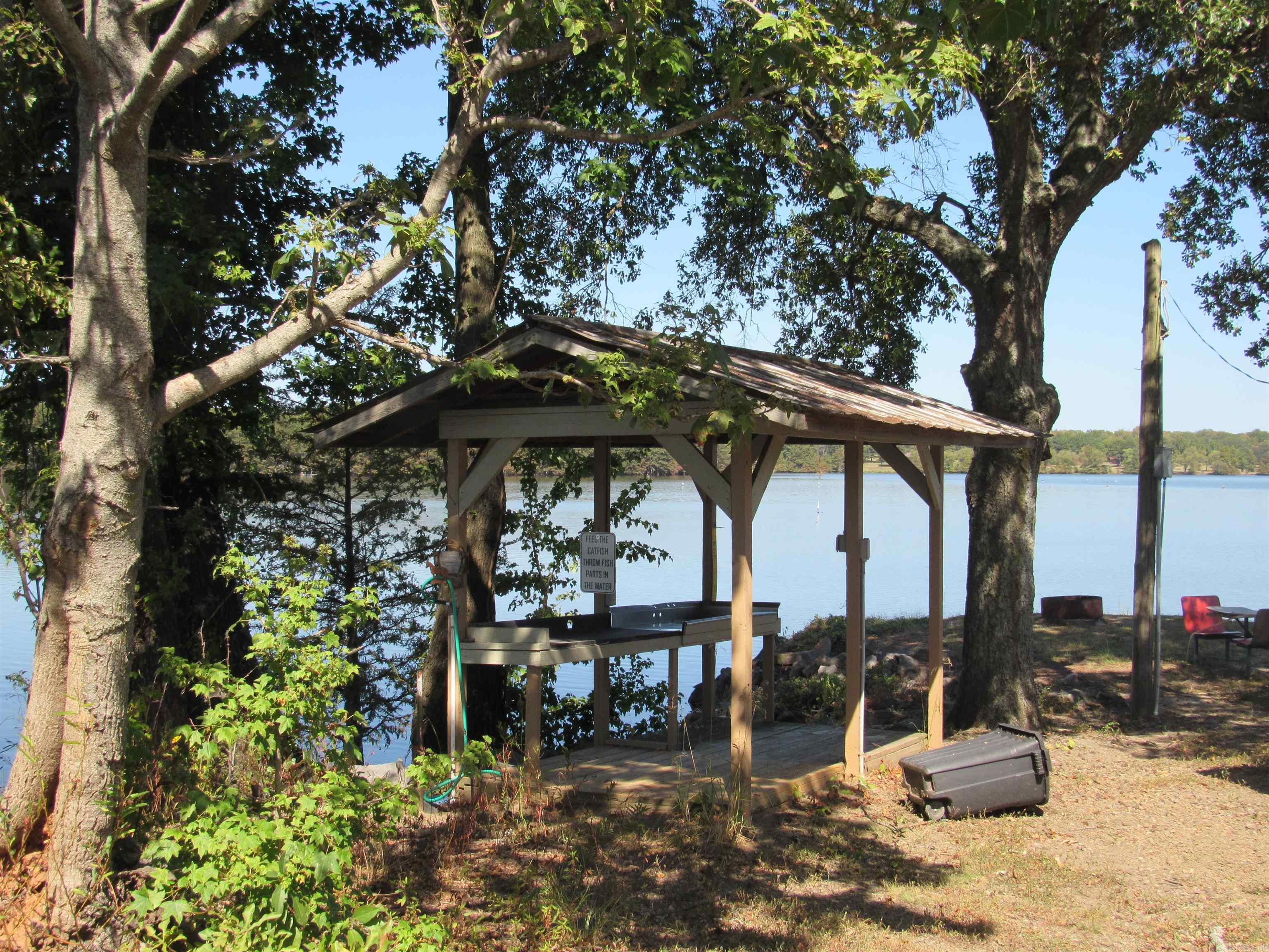 235  LUCKY LANDING  Atkins, AR