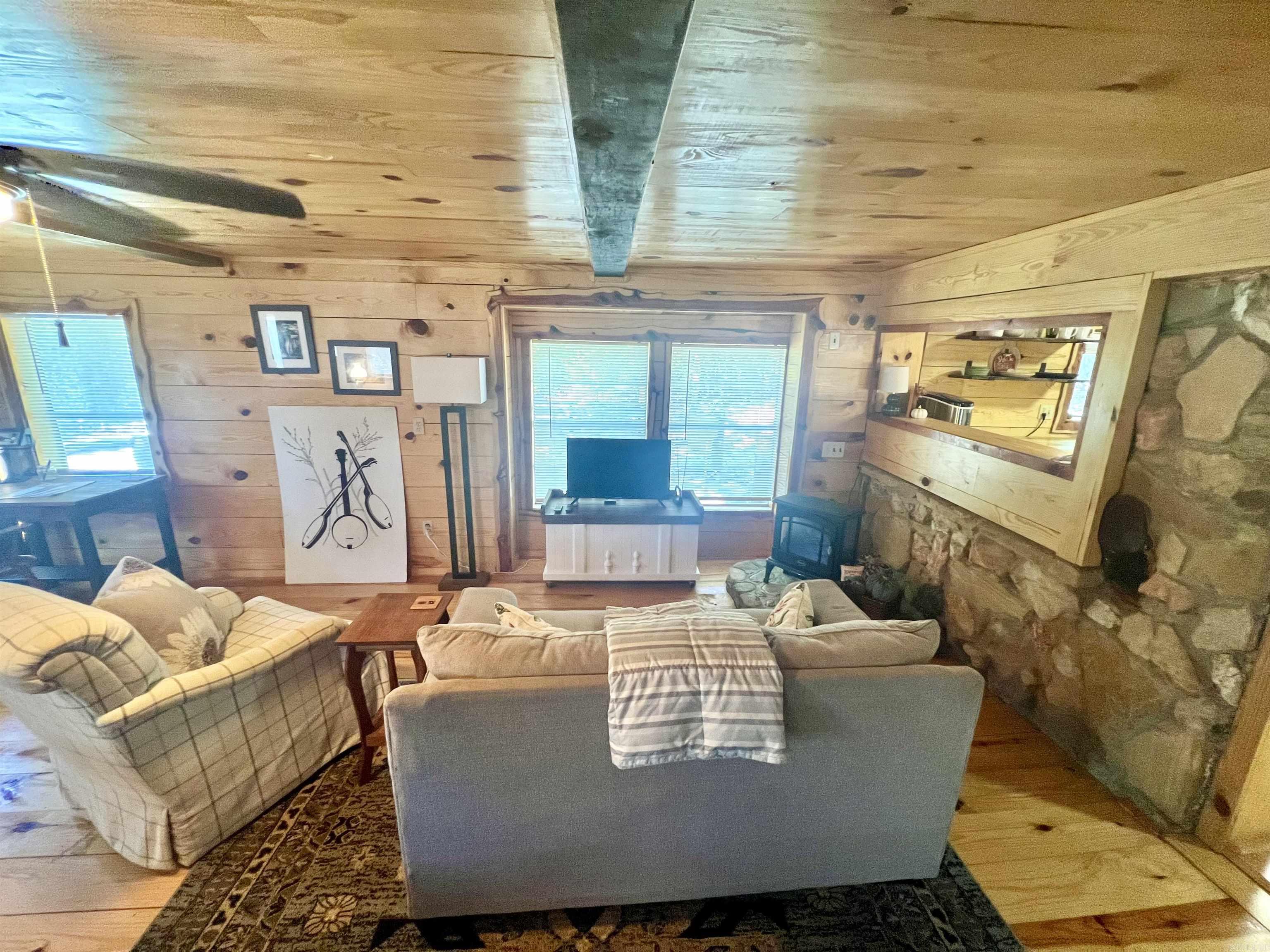 7388  Hwy 87  Mountain View, AR
