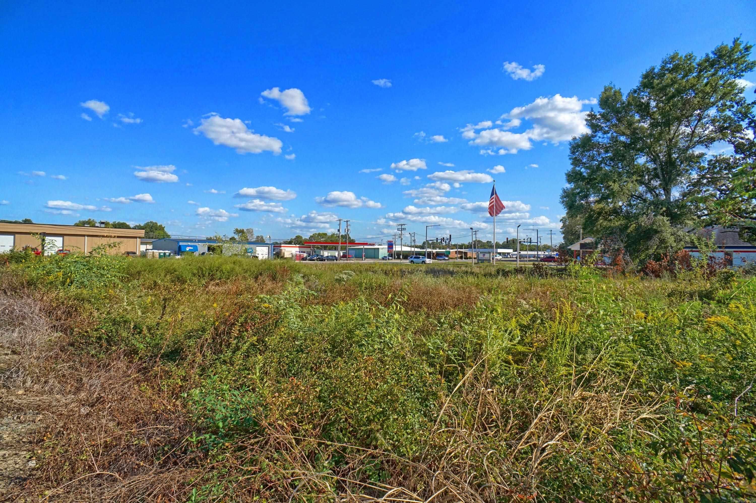 Lot 2  Knoxville  Russellville, AR