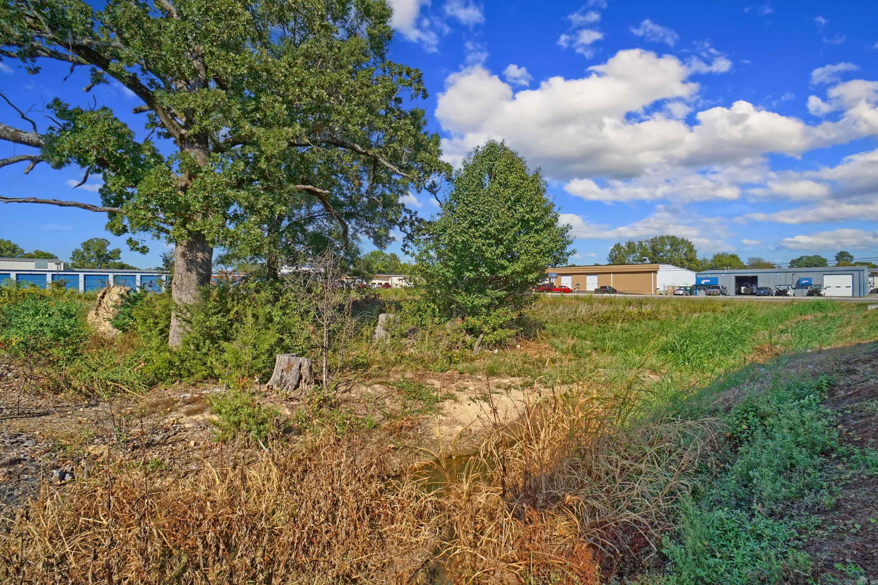 Lot 2  Knoxville  Russellville, AR