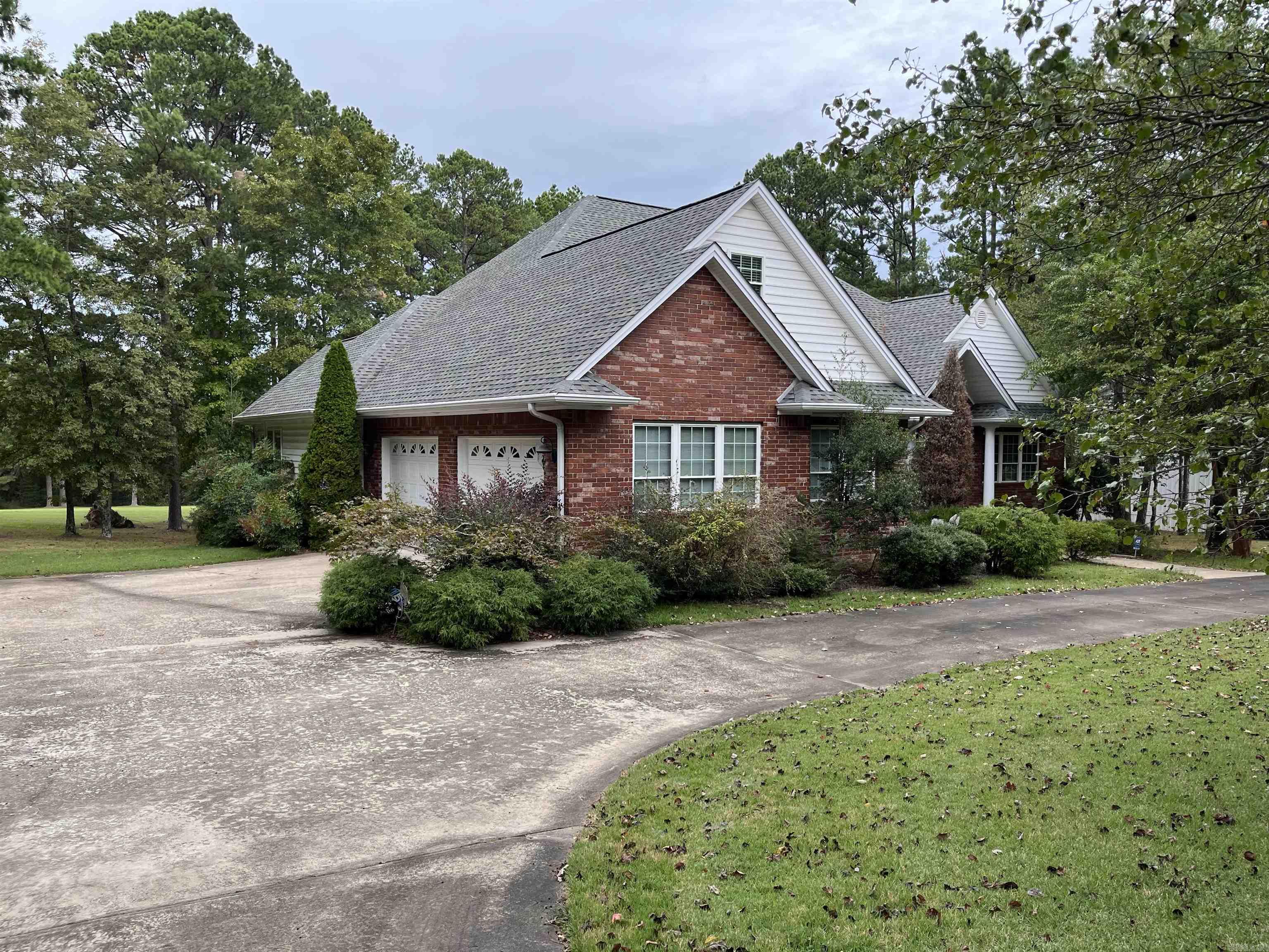130  Fairway  Fairfield Bay, AR