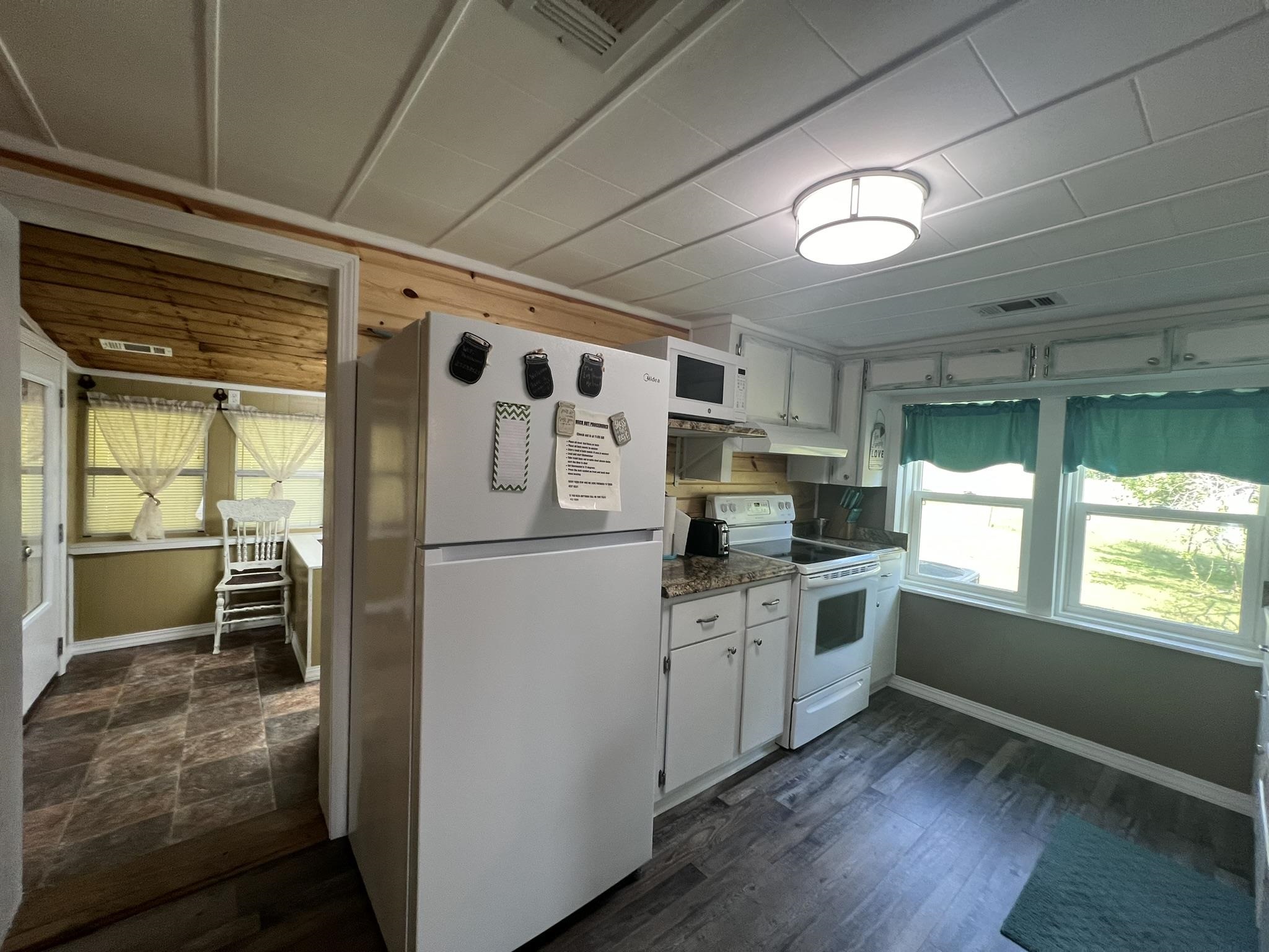 131  Sunset Hill  Mammoth Spring, AR