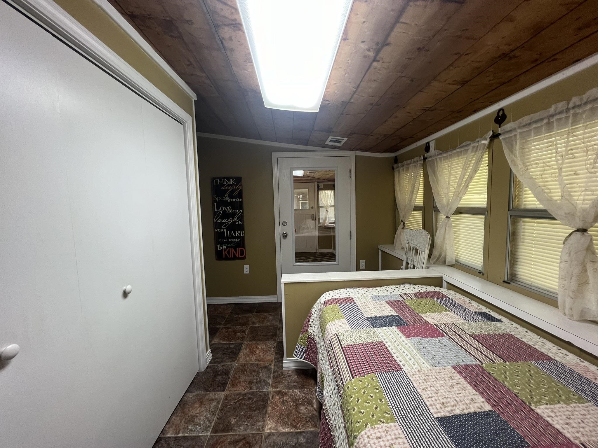 131  Sunset Hill  Mammoth Spring, AR