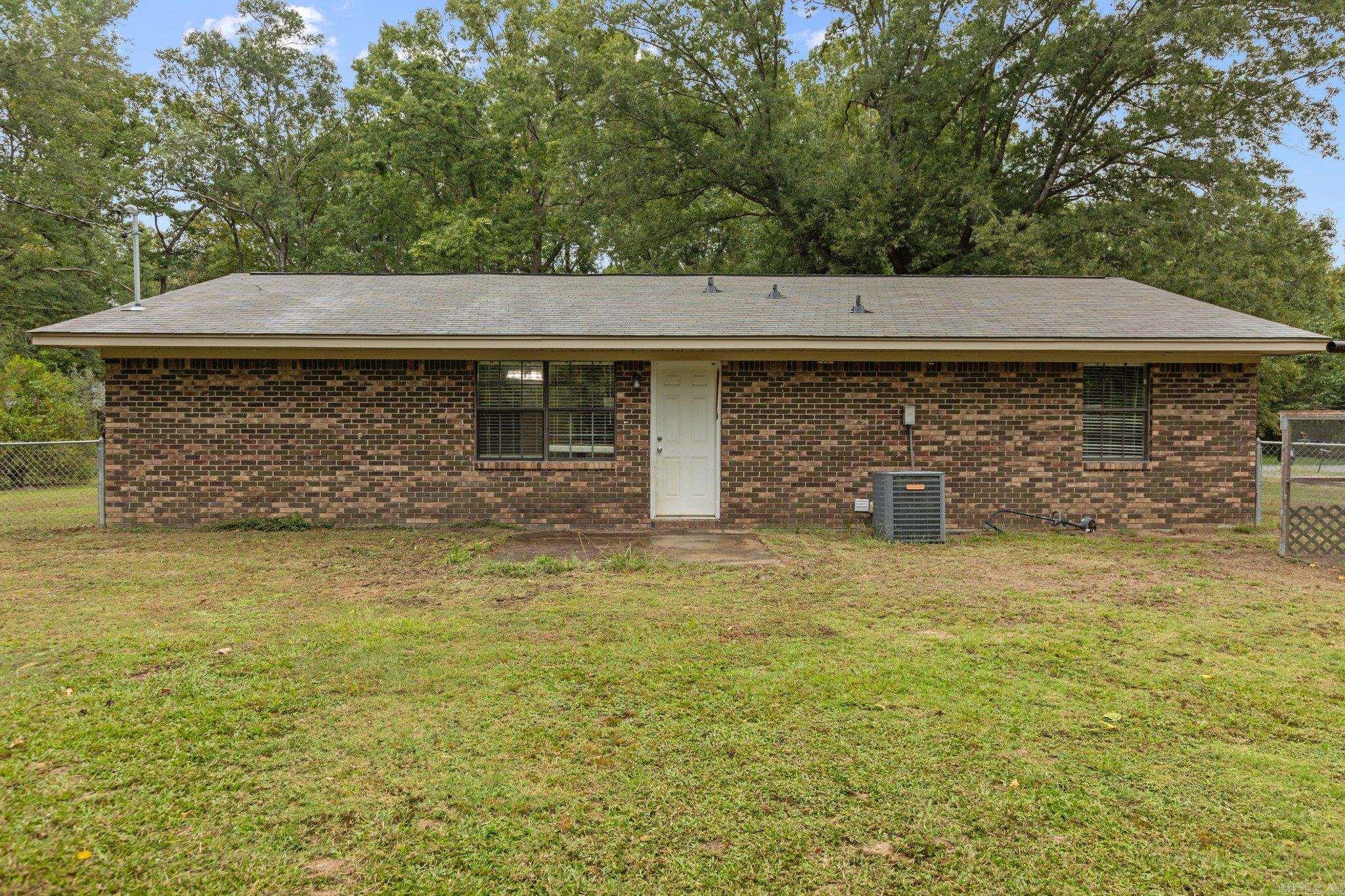 204 Whitefield Drive  White Hall, AR