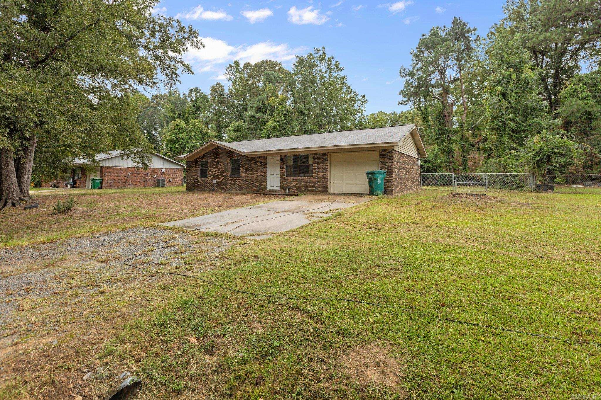 204 Whitefield Drive  White Hall, AR