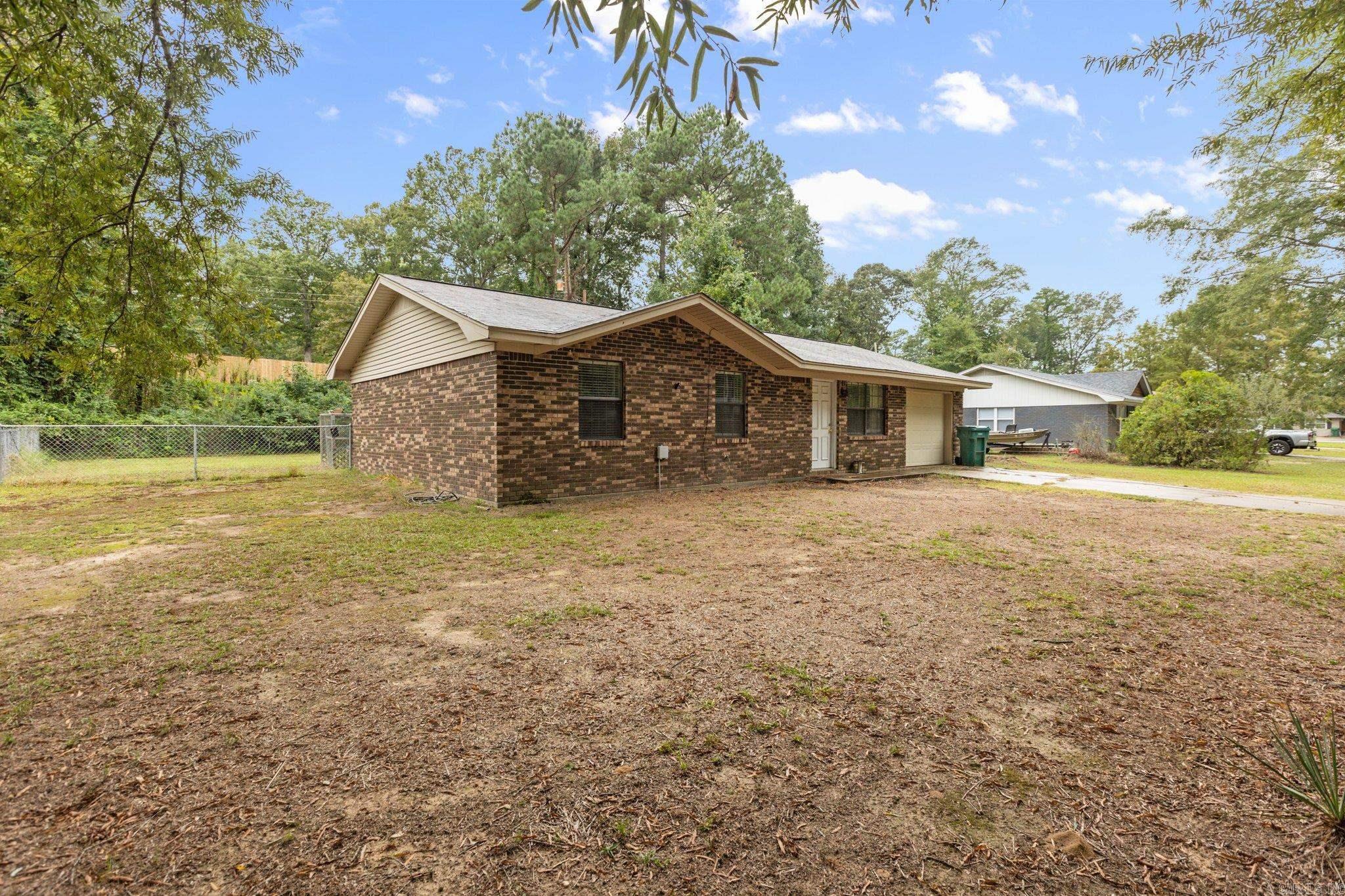 204 Whitefield Drive  White Hall, AR