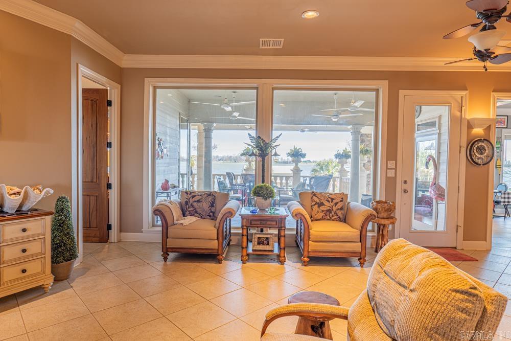 277  lake hall  Lake Village, AR