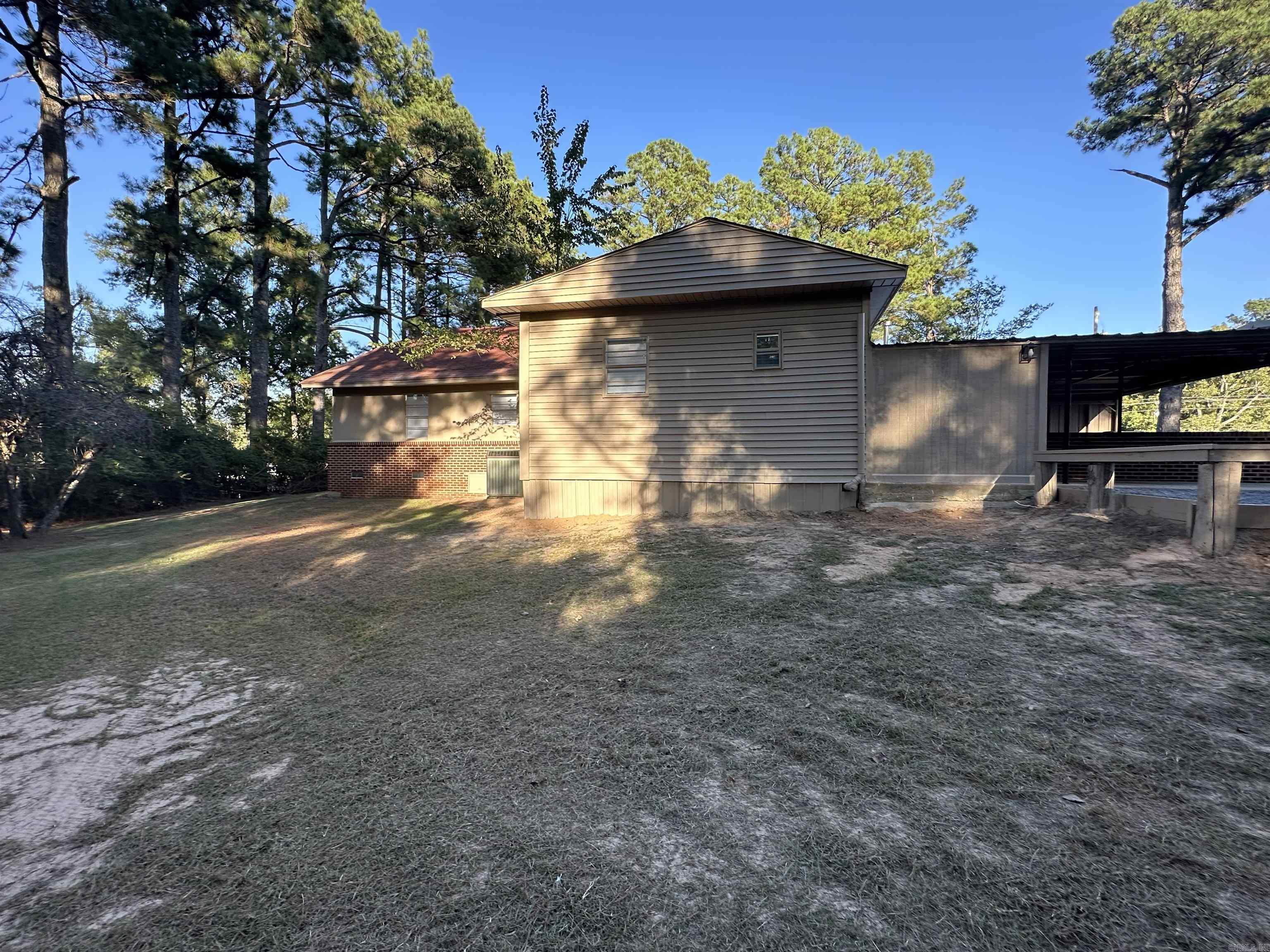 1500 S Jefferson  Star City, AR