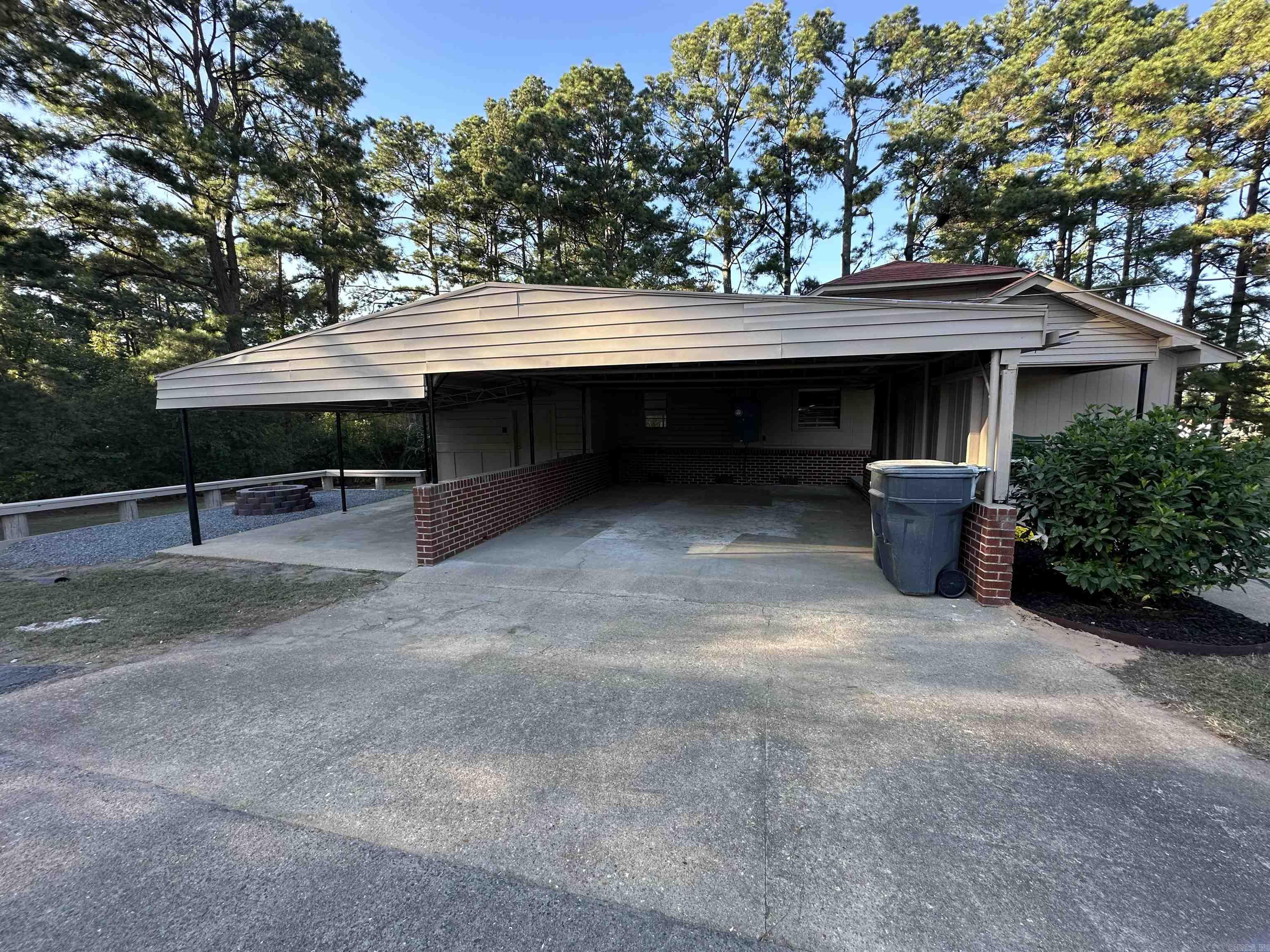 1500 S Jefferson  Star City, AR