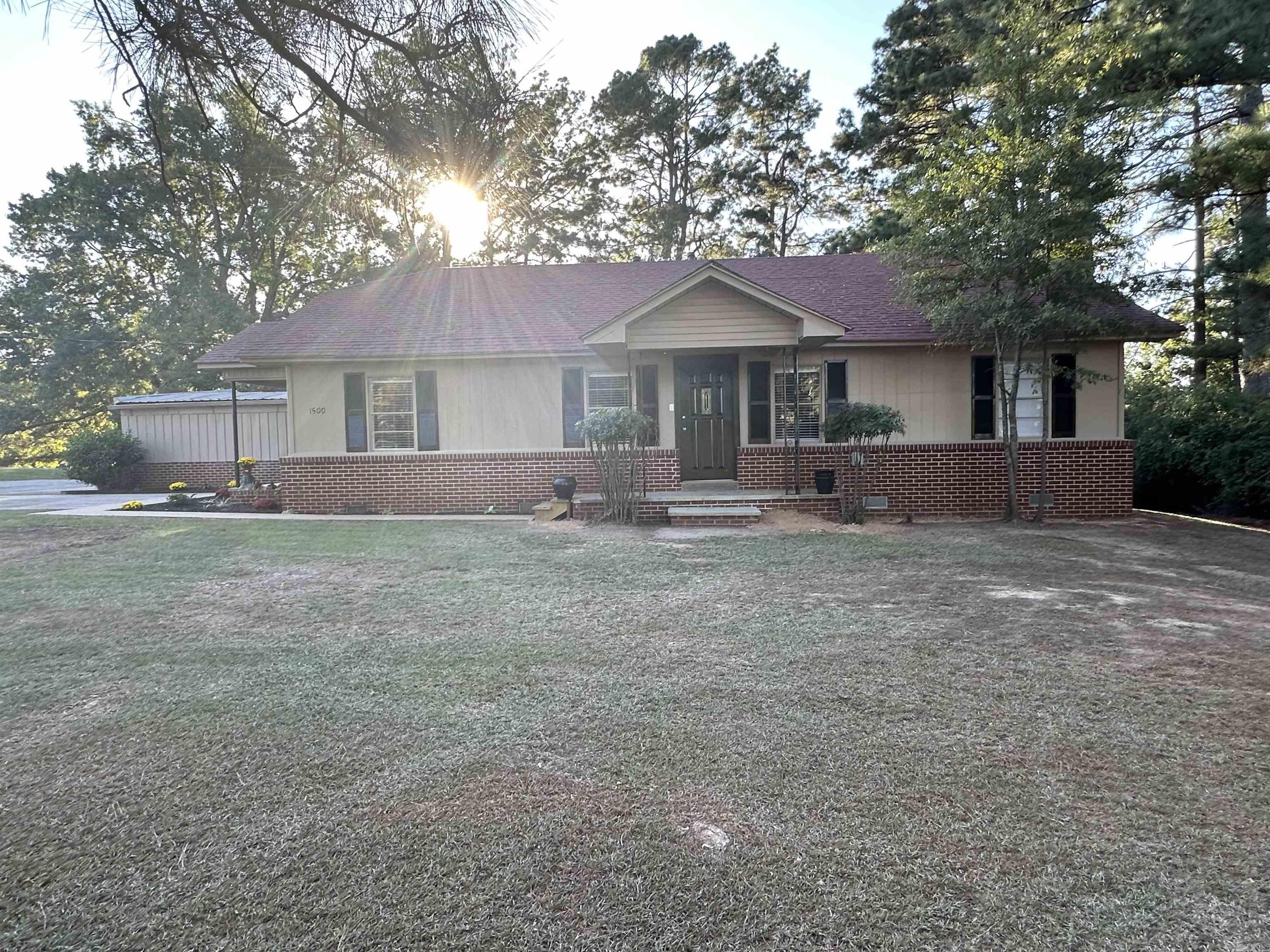 1500 S Jefferson  Star City, AR