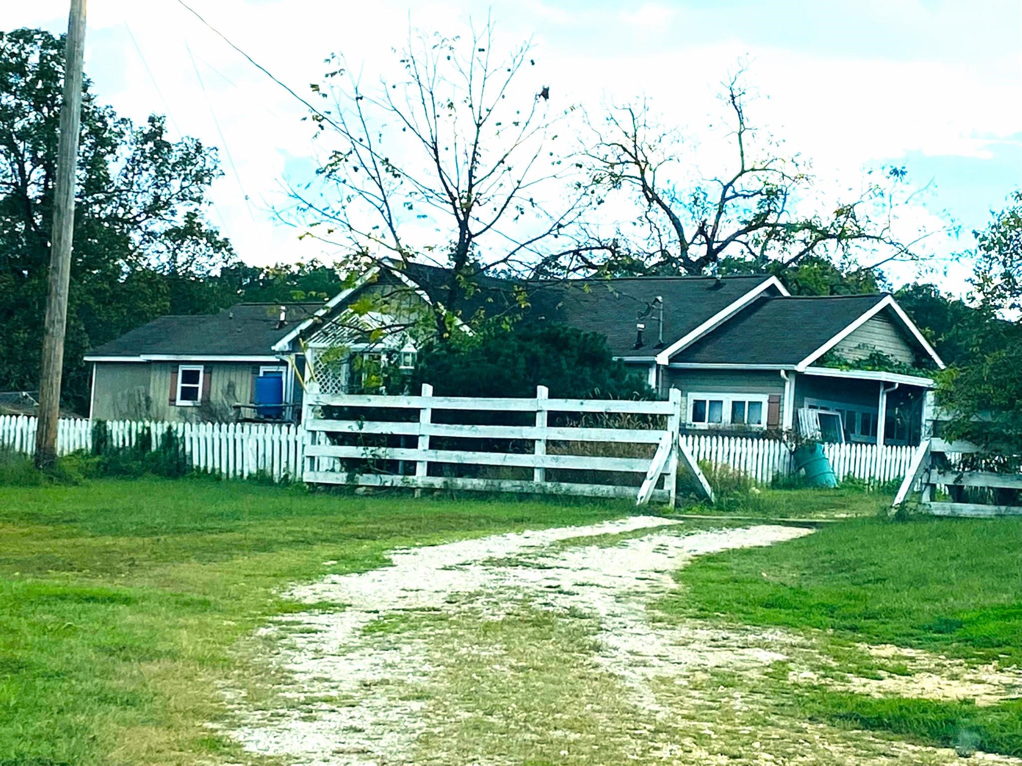 5622  AR 223 Highway  Pineville, AR