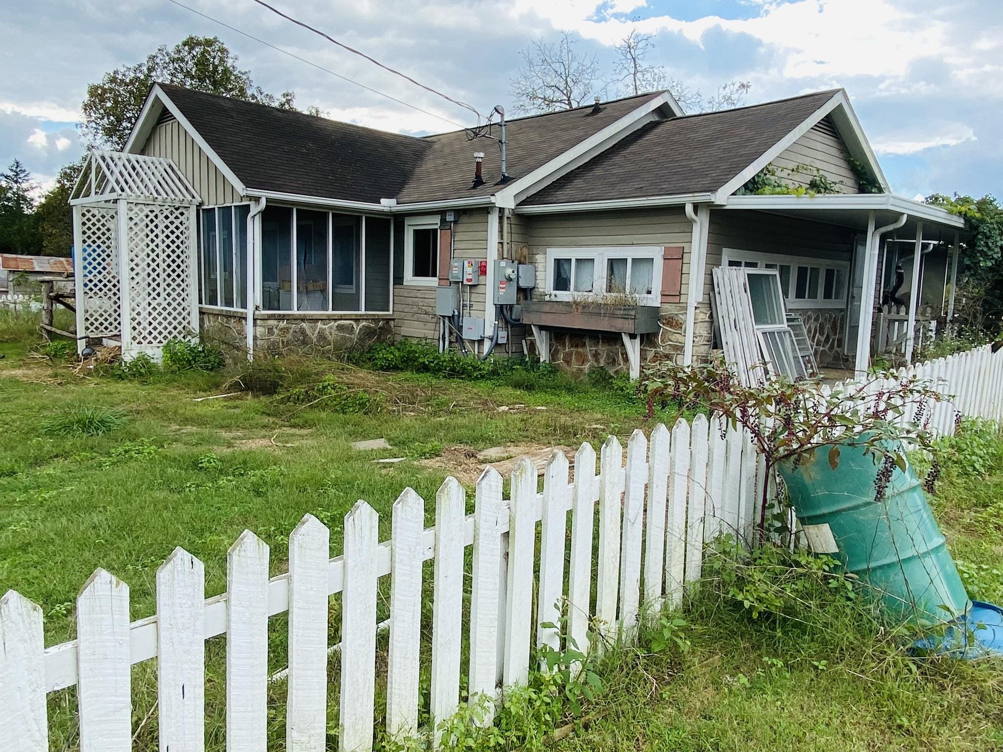 5622  AR 223 Highway  Pineville, AR