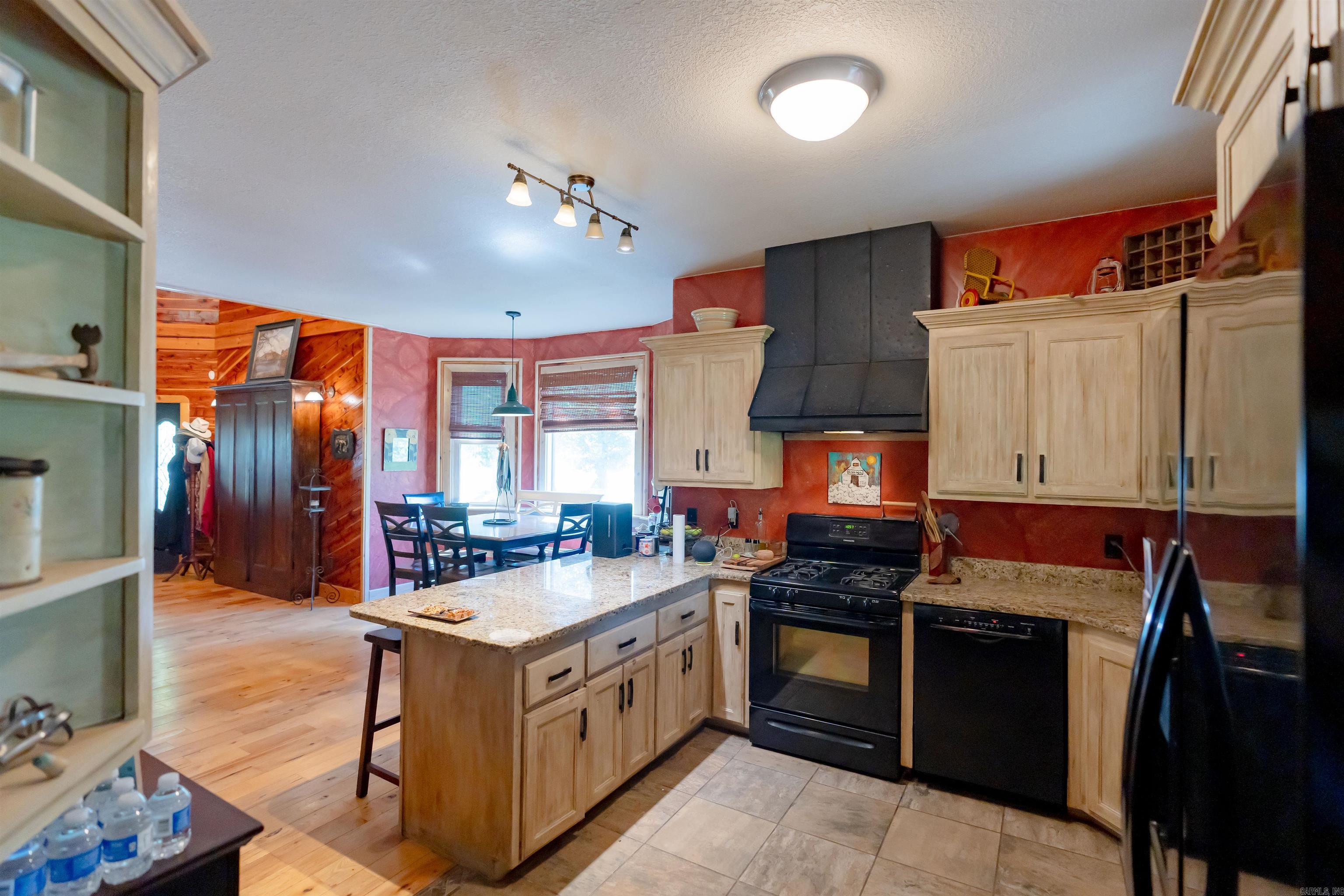 6  Aviation Way  Heber Springs, AR