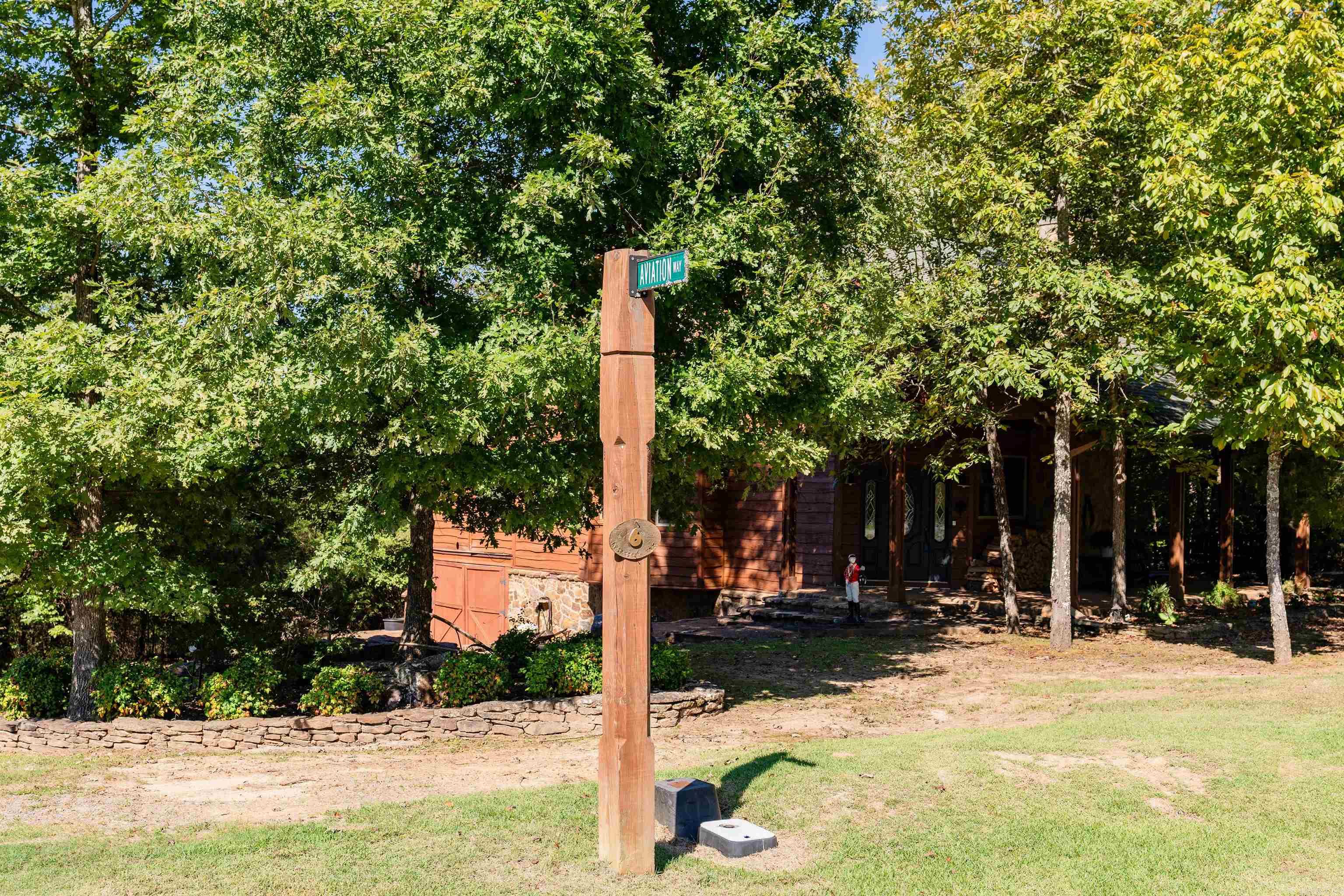 6  Aviation Way  Heber Springs, AR